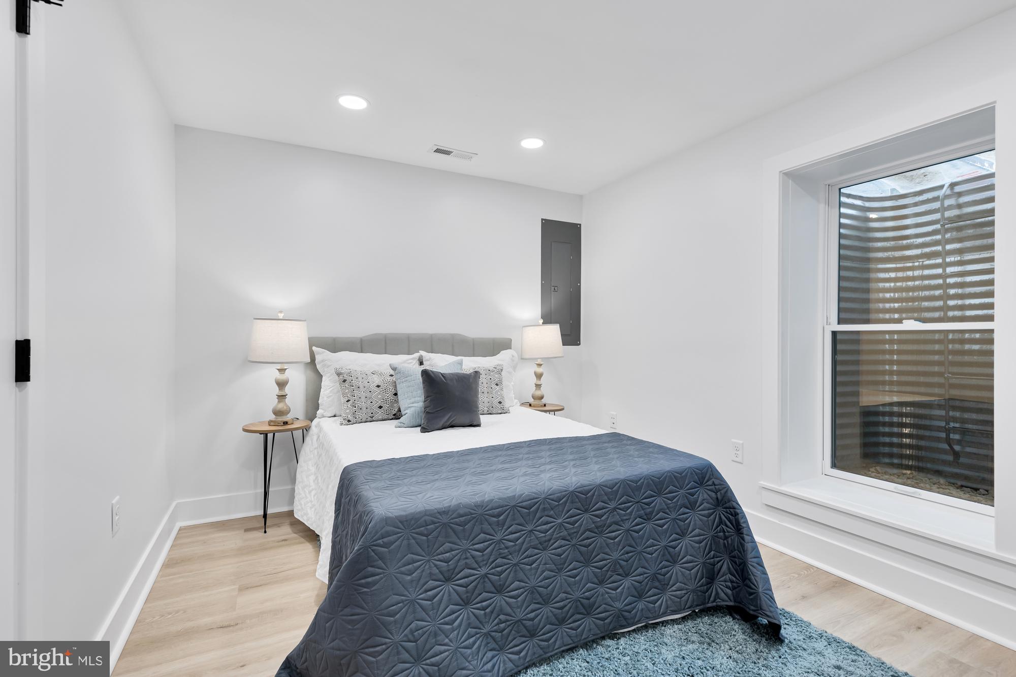 STRATTON WOODS - Residential