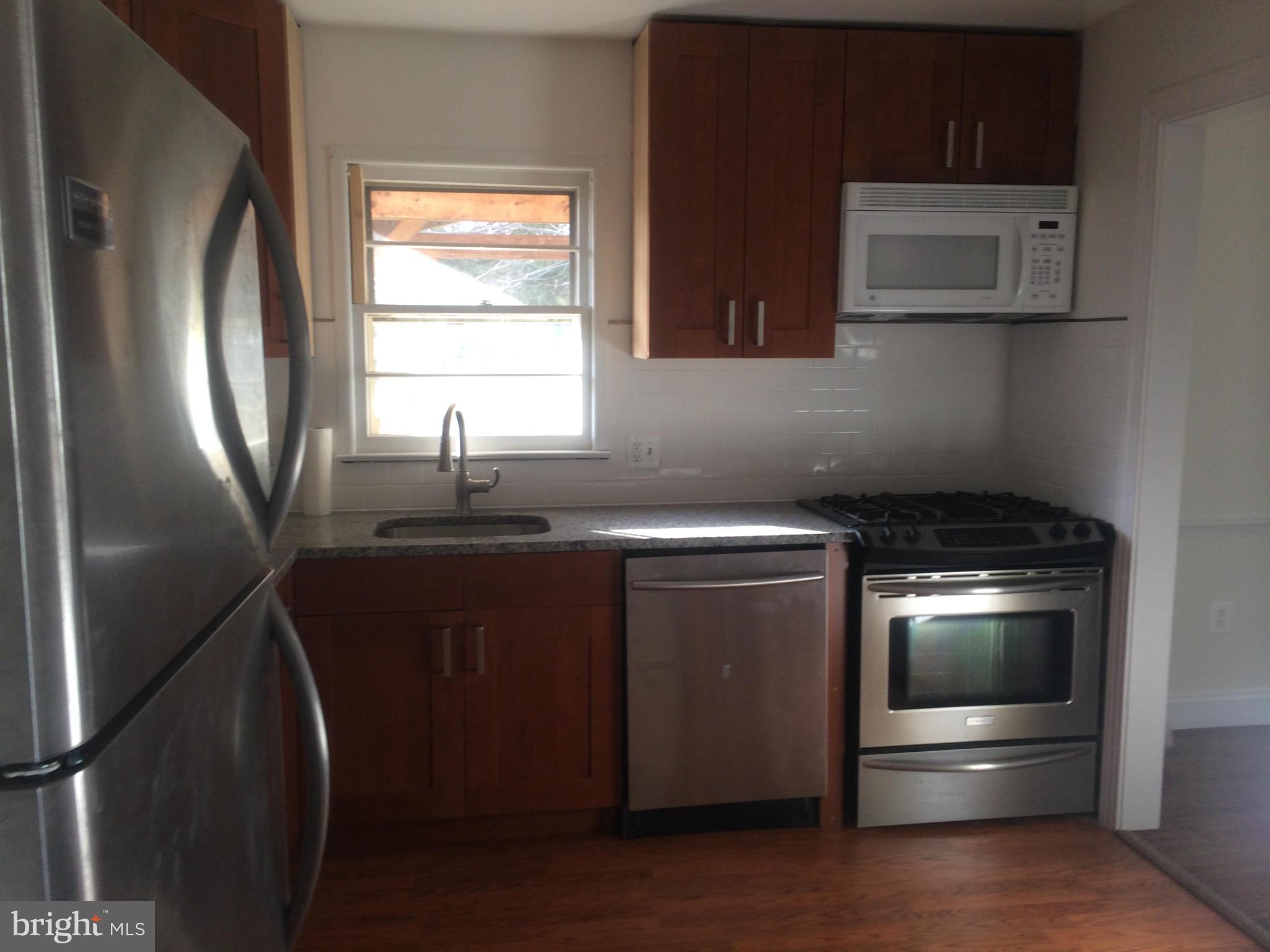 DALE CITY - Residential Lease