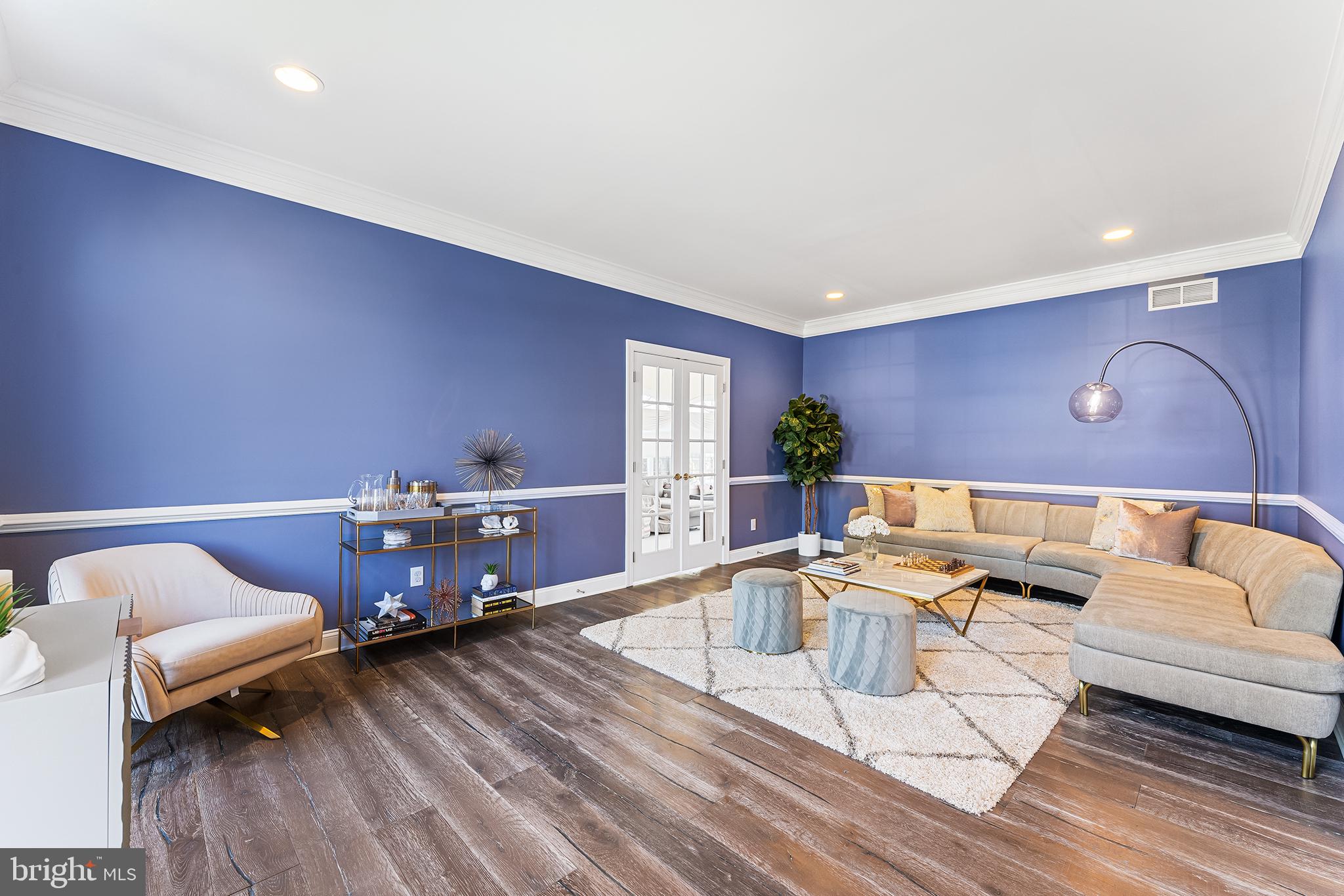 BRIDLE ESTATES - Residential