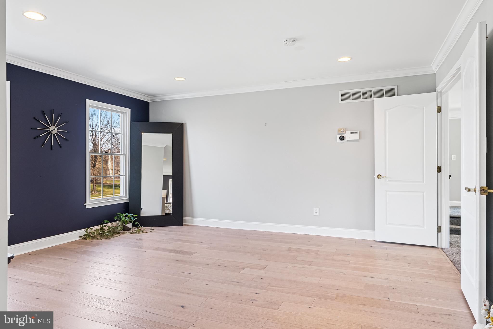 BRIDLE ESTATES - Residential