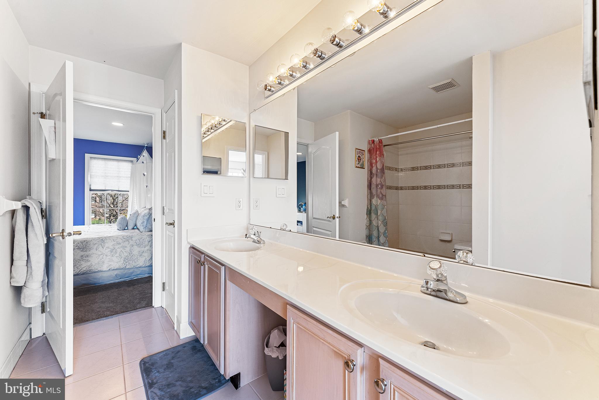 BRIDLE ESTATES - Residential