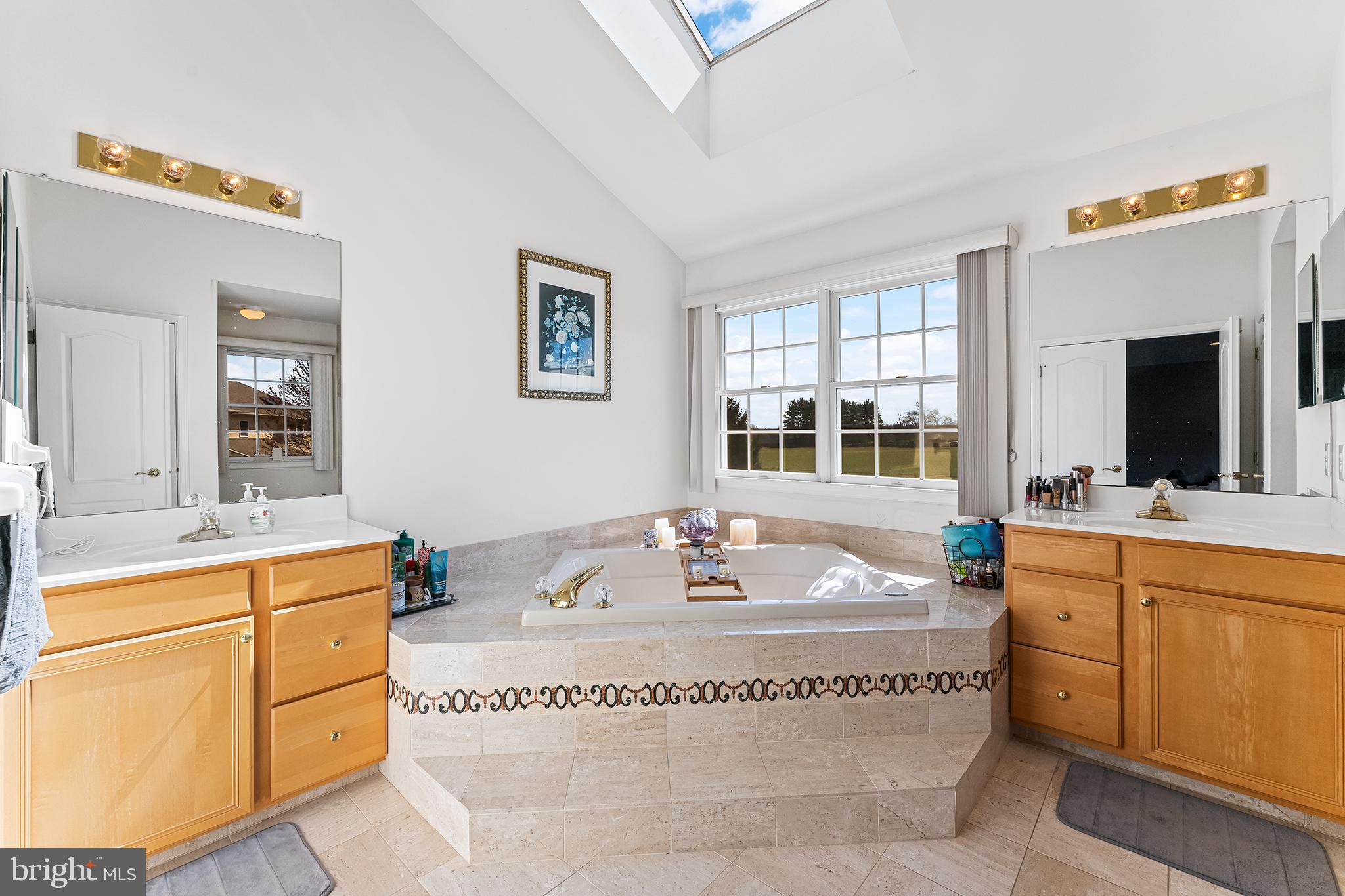 BRIDLE ESTATES - Residential