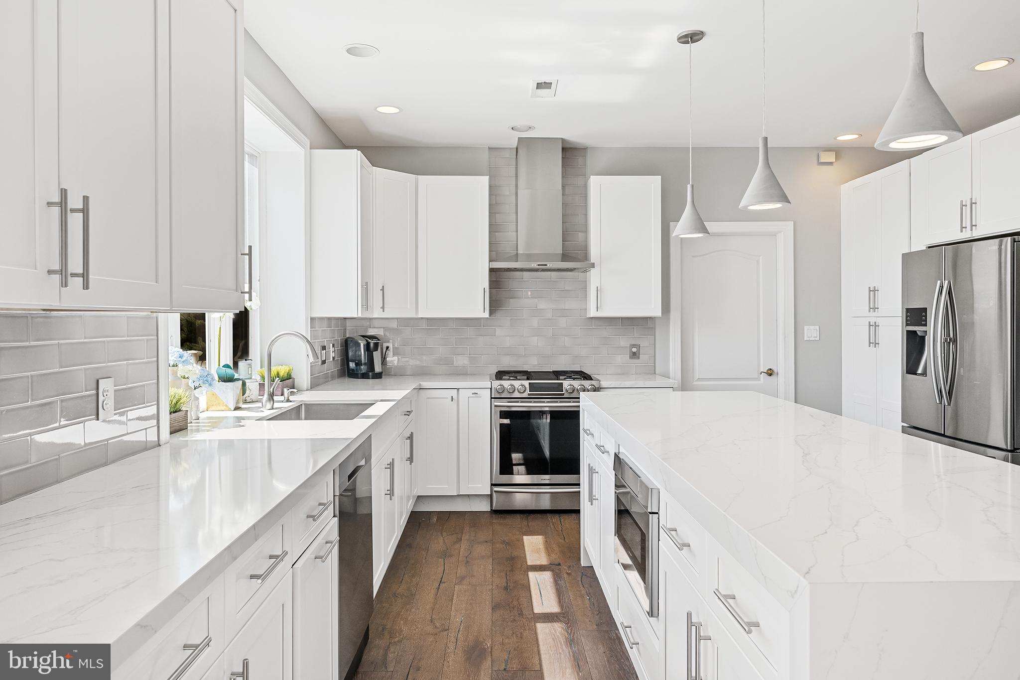 BRIDLE ESTATES - Residential