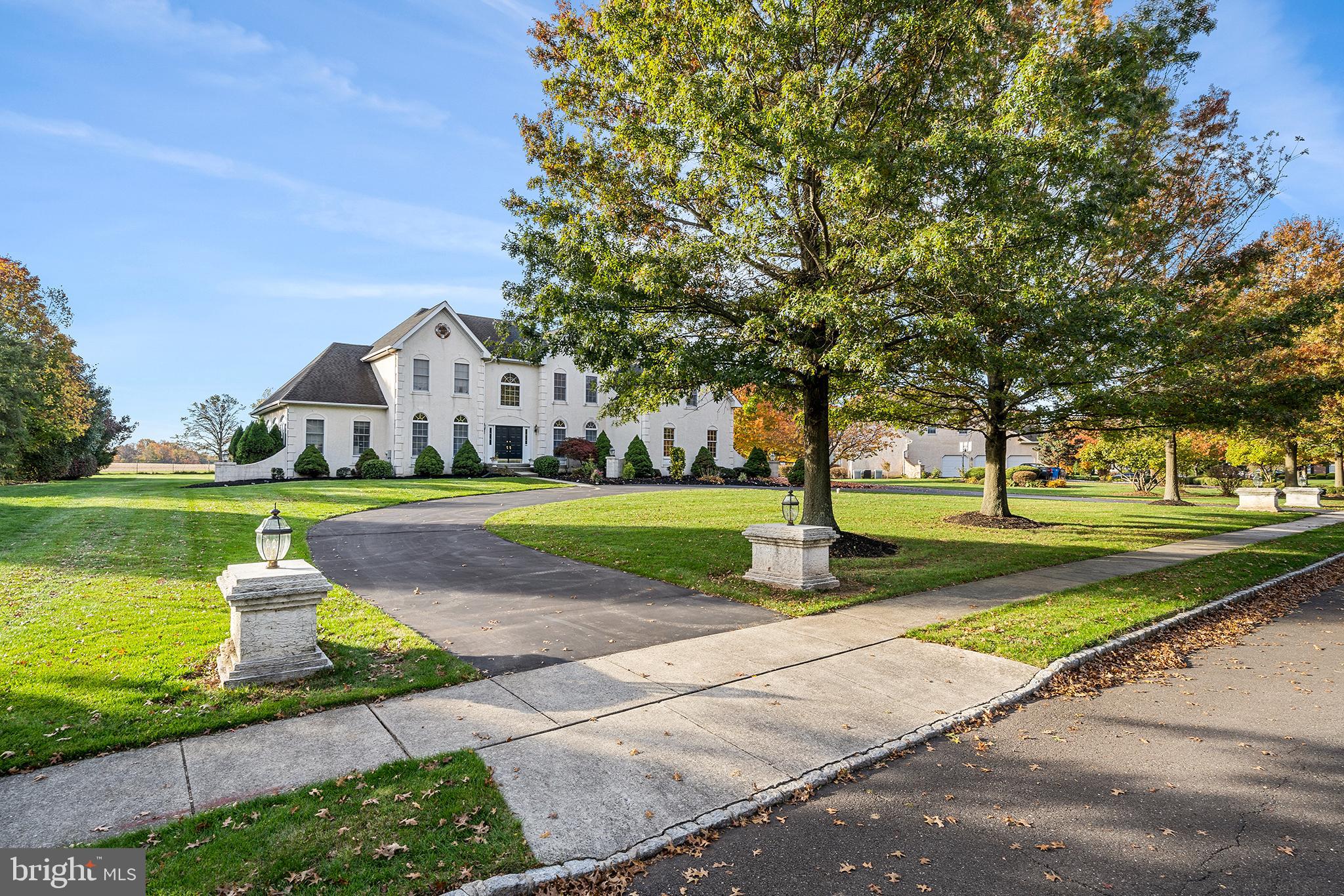 BRIDLE ESTATES - Residential