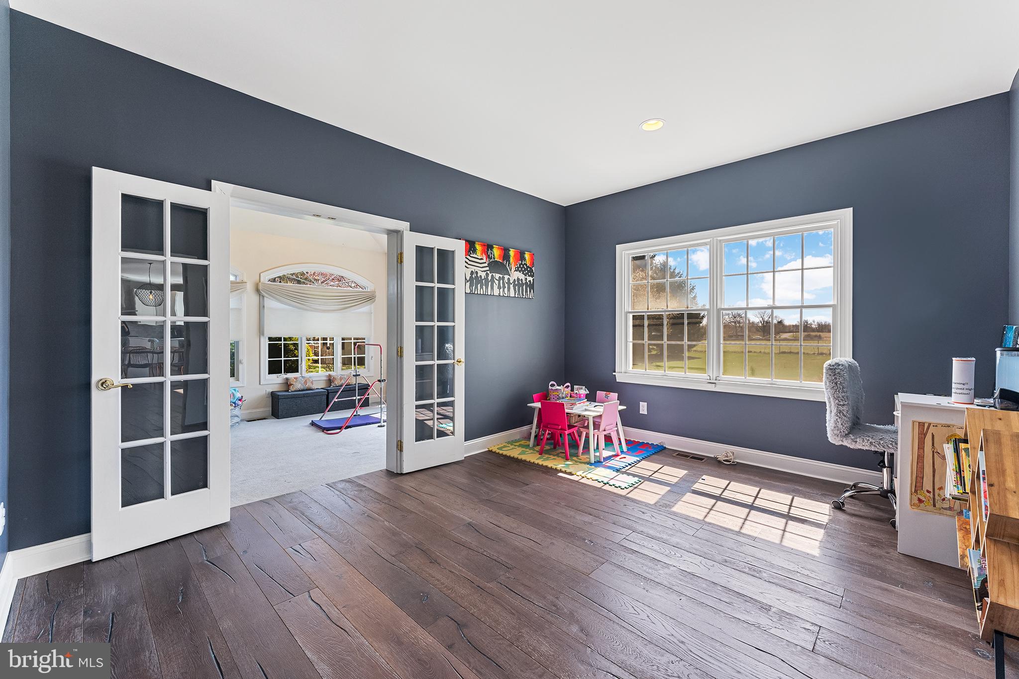 BRIDLE ESTATES - Residential