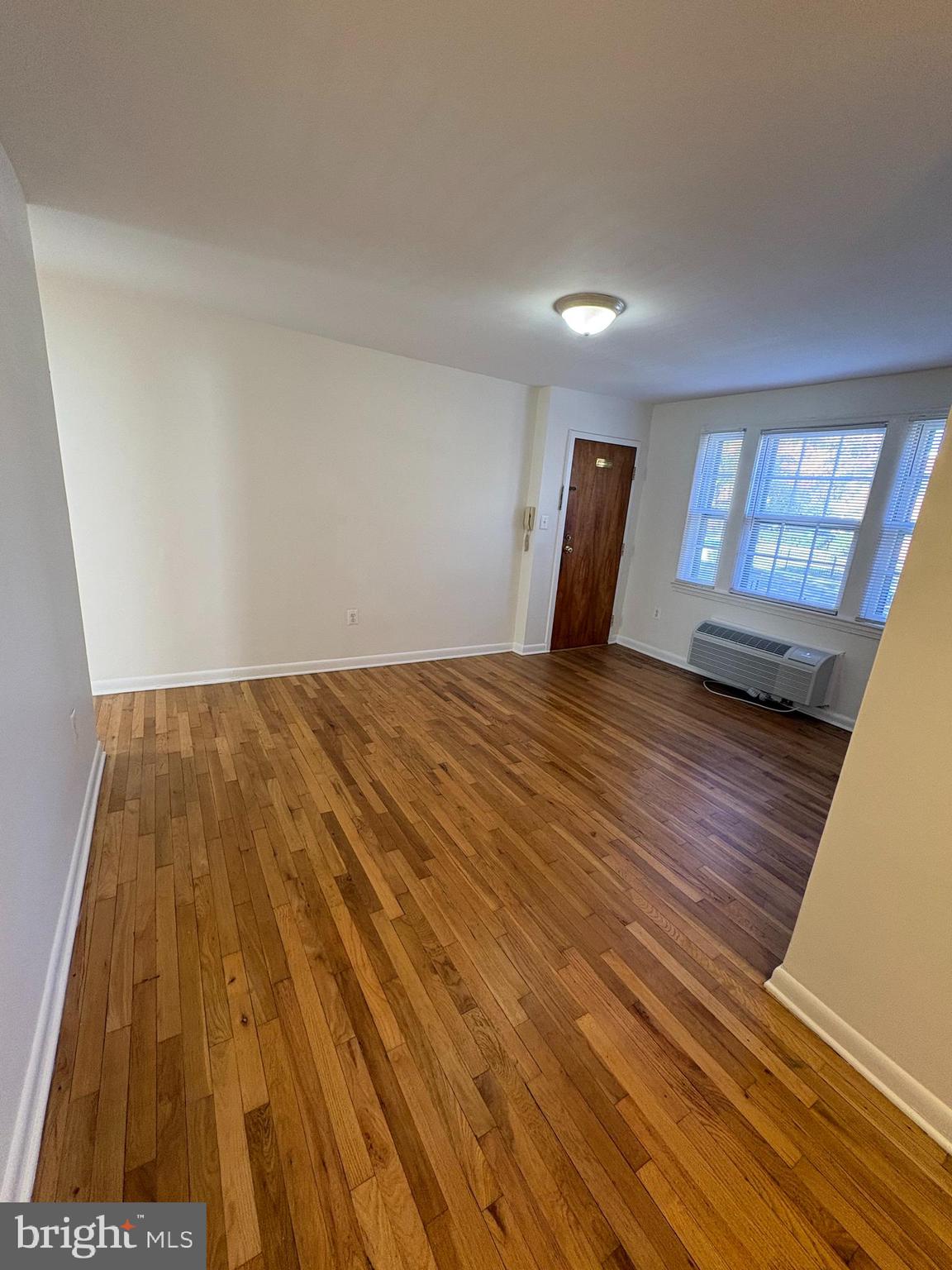 HUNTING CREEK - Residential Lease