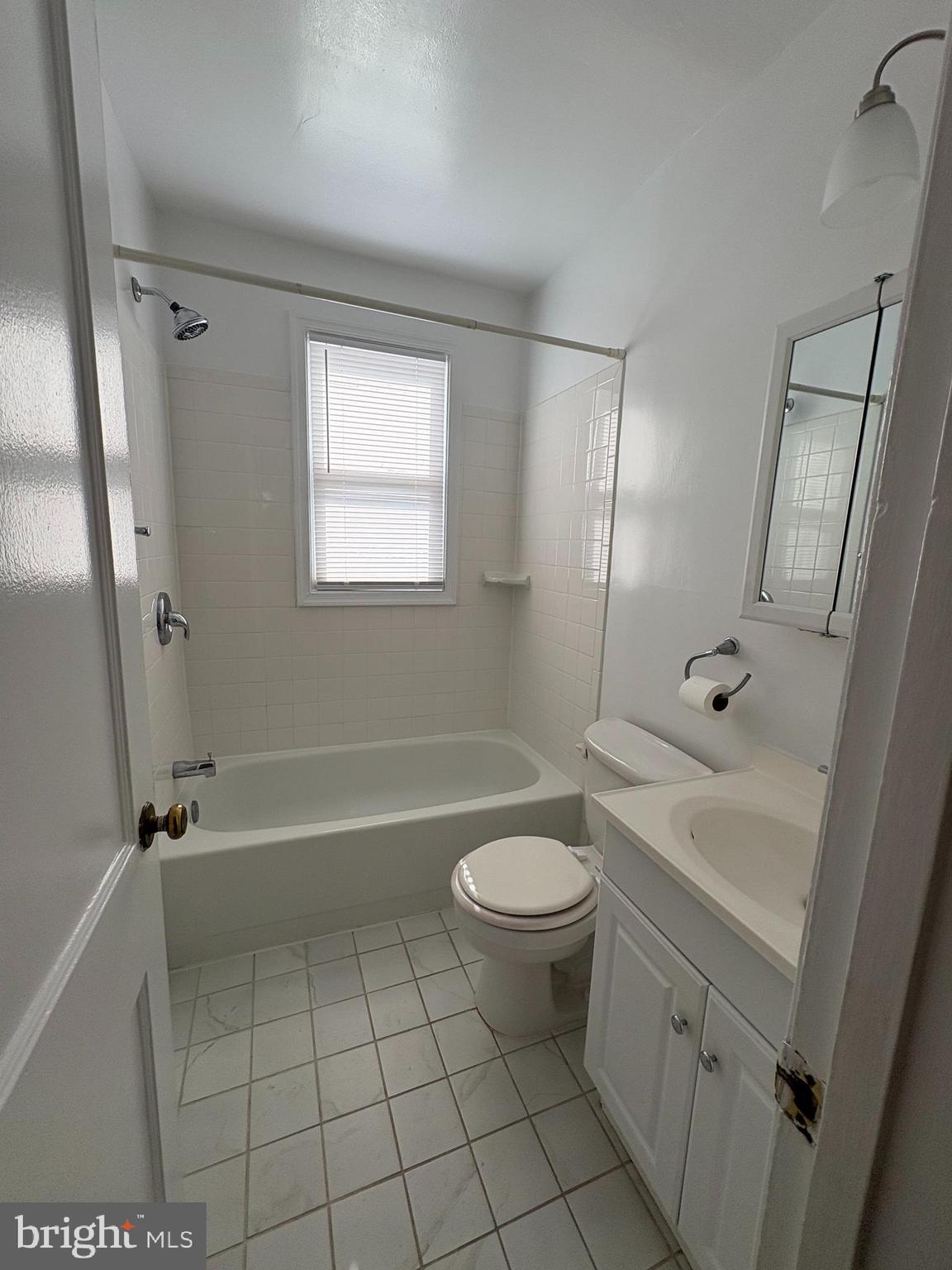 HUNTING CREEK - Residential Lease