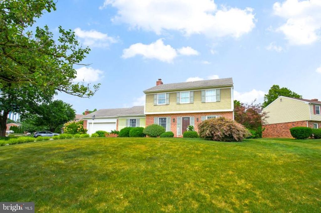 Photo of 6025 Geneva Drive, East Petersburg, PA 17520 (MLS # PALA2053054)