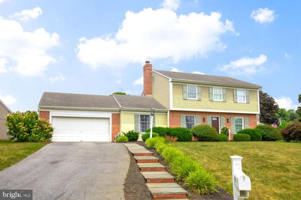 Photo of 6025 Geneva Drive, East Petersburg, PA 17520 (MLS # PALA2053054)