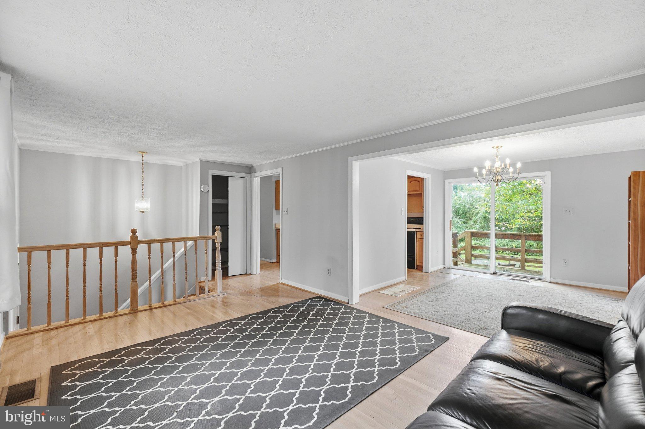 2003 WOODFORD ROAD