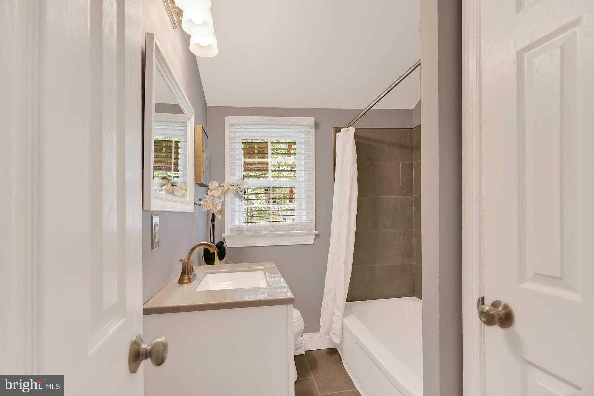 CHESAPEAKE ACRES - Residential