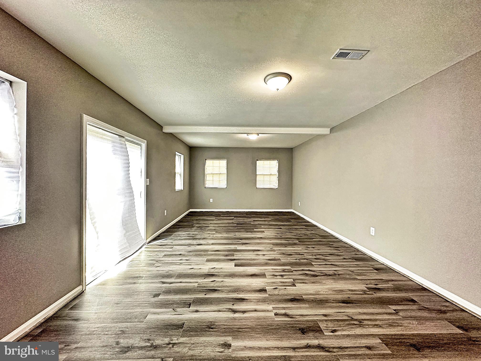 KENT VILLAGE - Residential