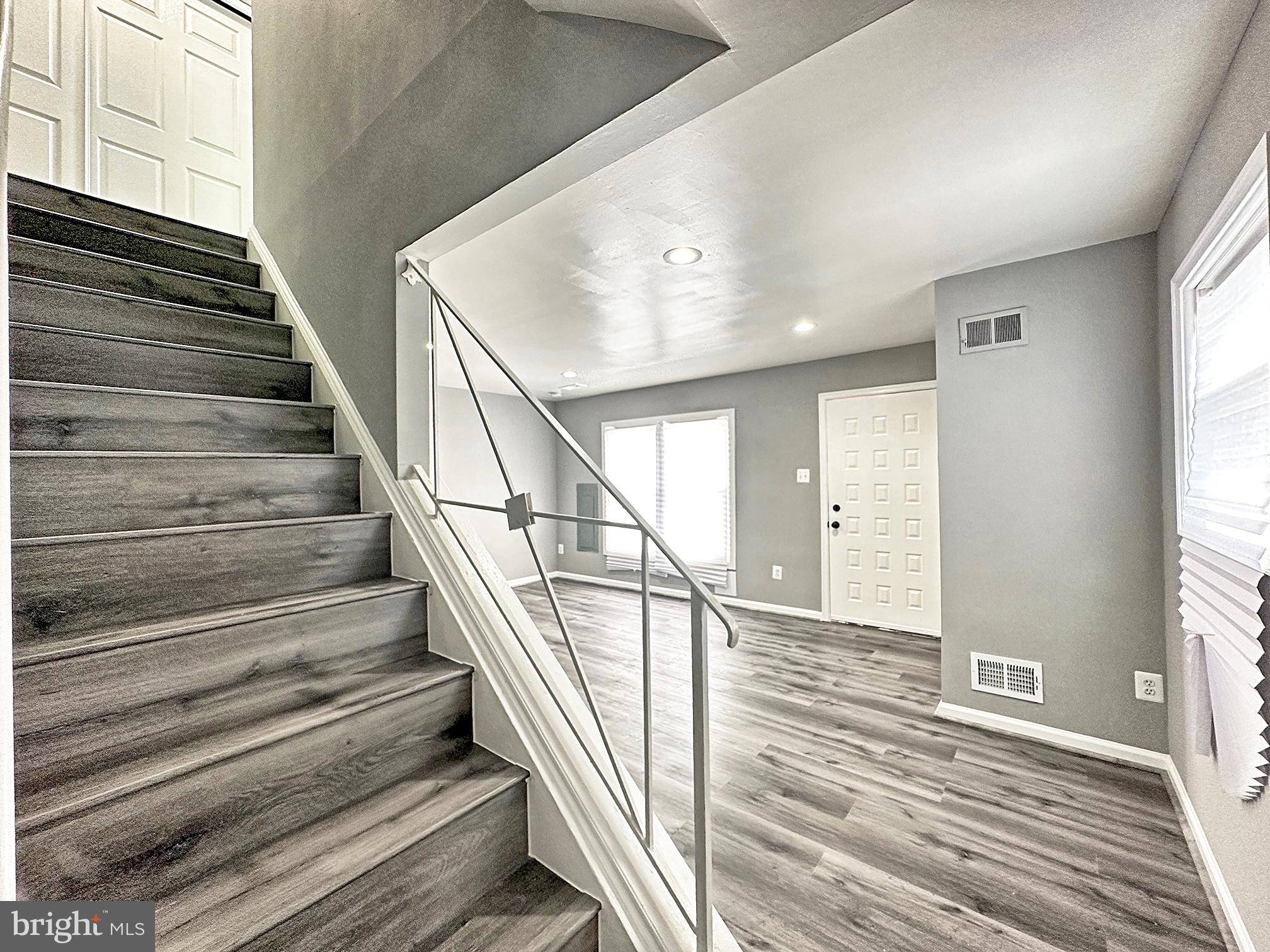 KENT VILLAGE - Residential