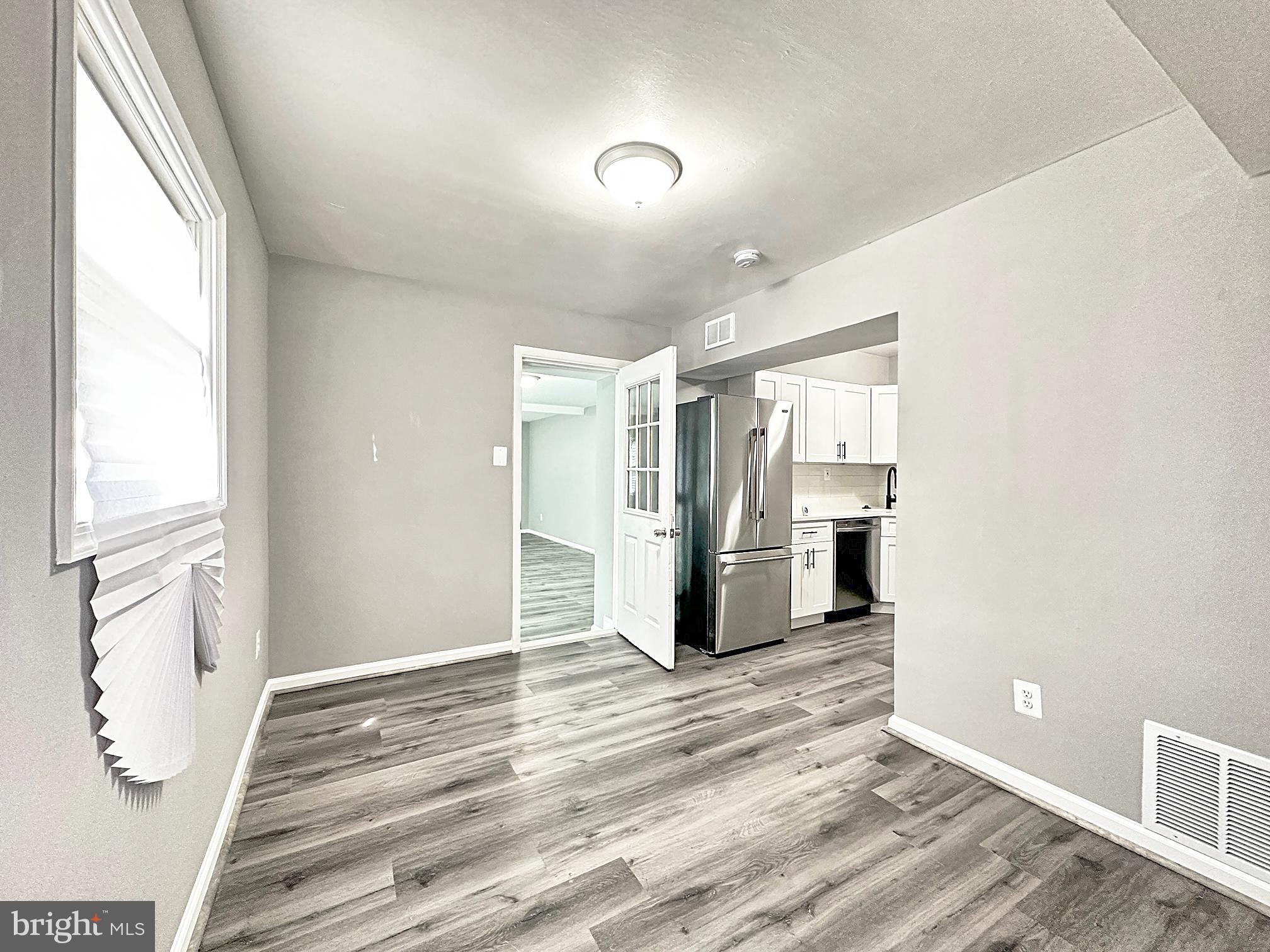 KENT VILLAGE - Residential