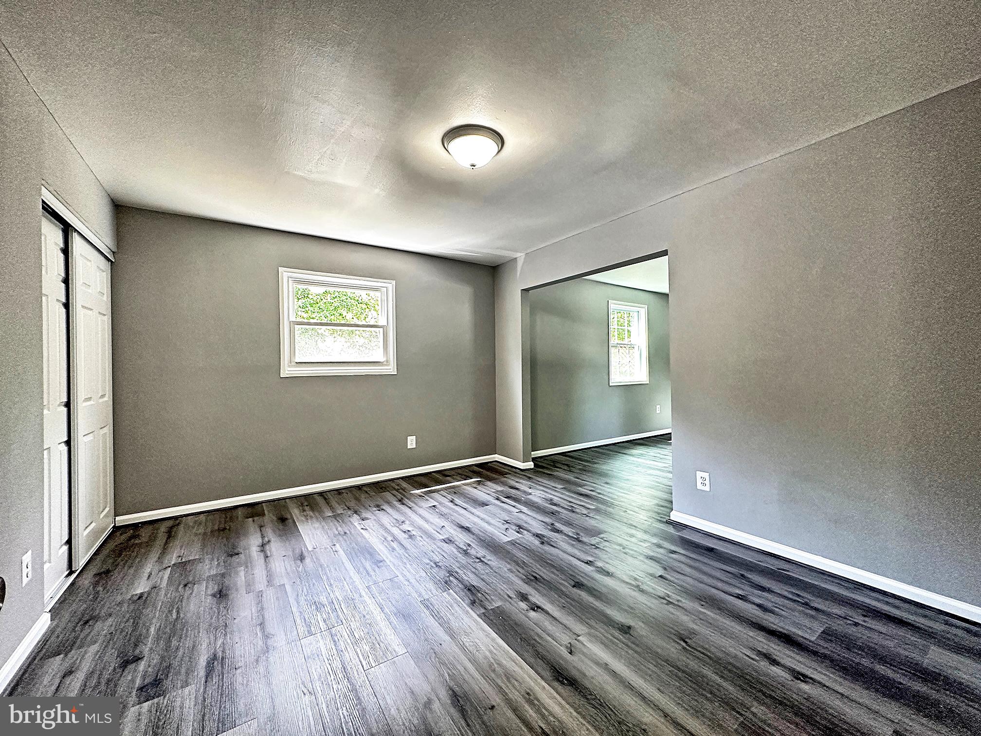 KENT VILLAGE - Residential