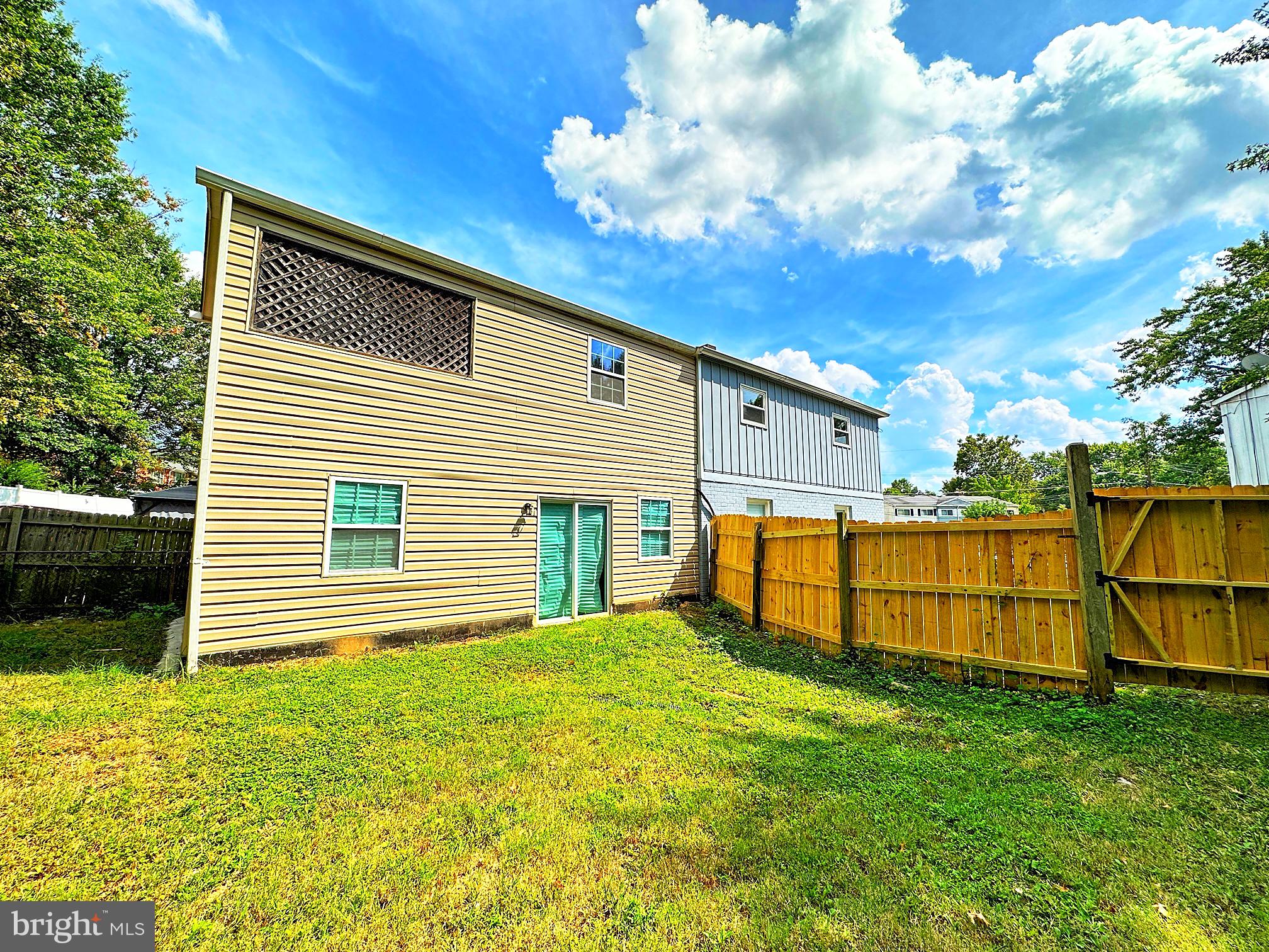 KENT VILLAGE - Residential