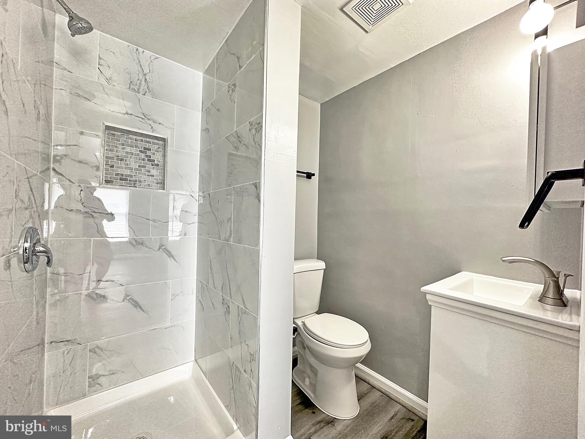 KENT VILLAGE - Residential