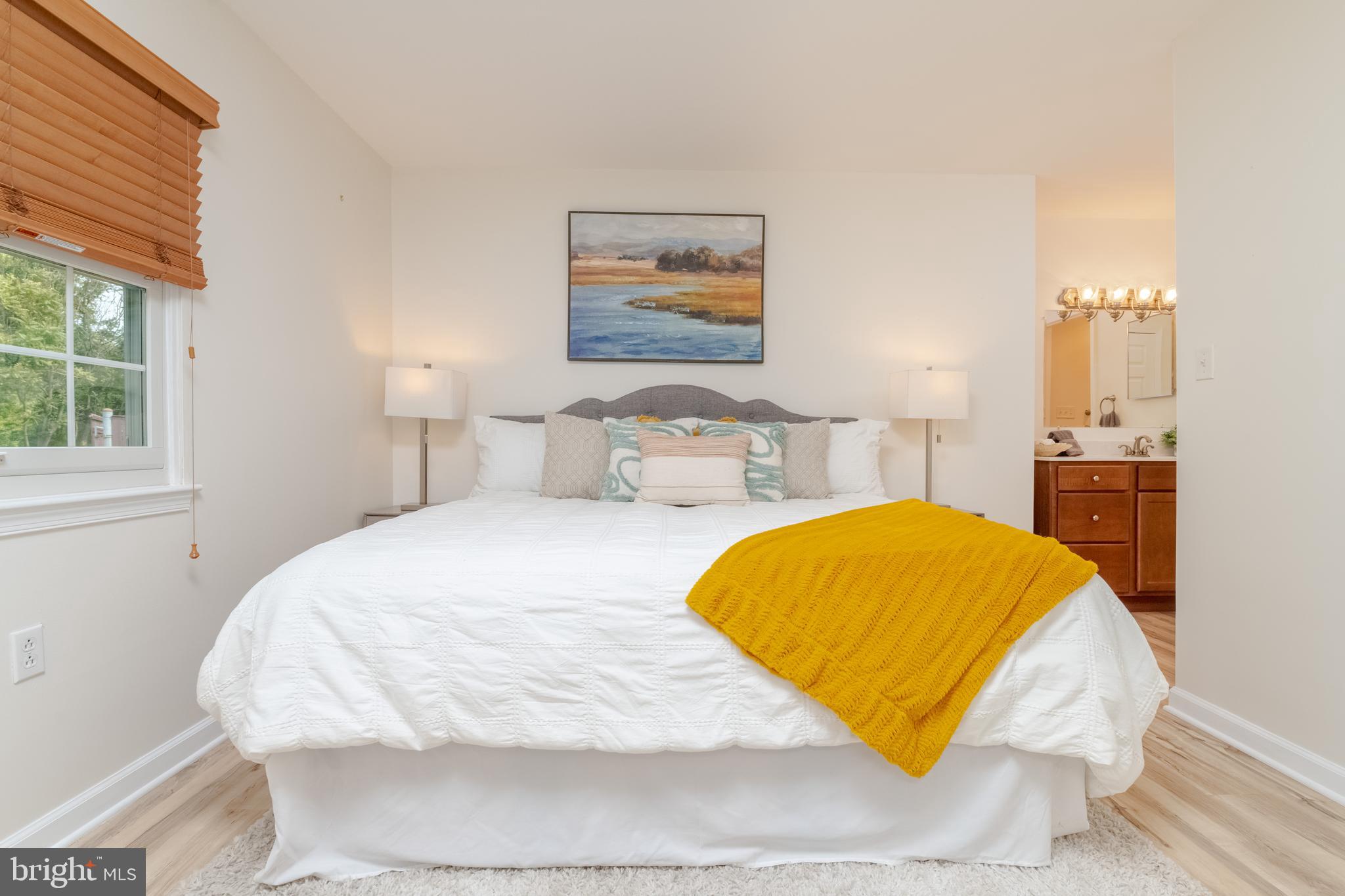 RIVERSIDE PARK - Residential