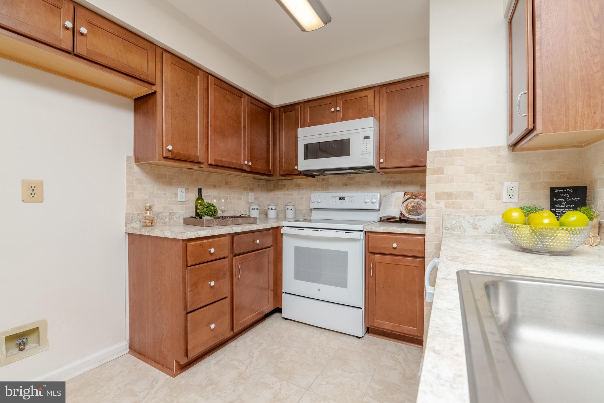 RIVERSIDE PARK - Residential