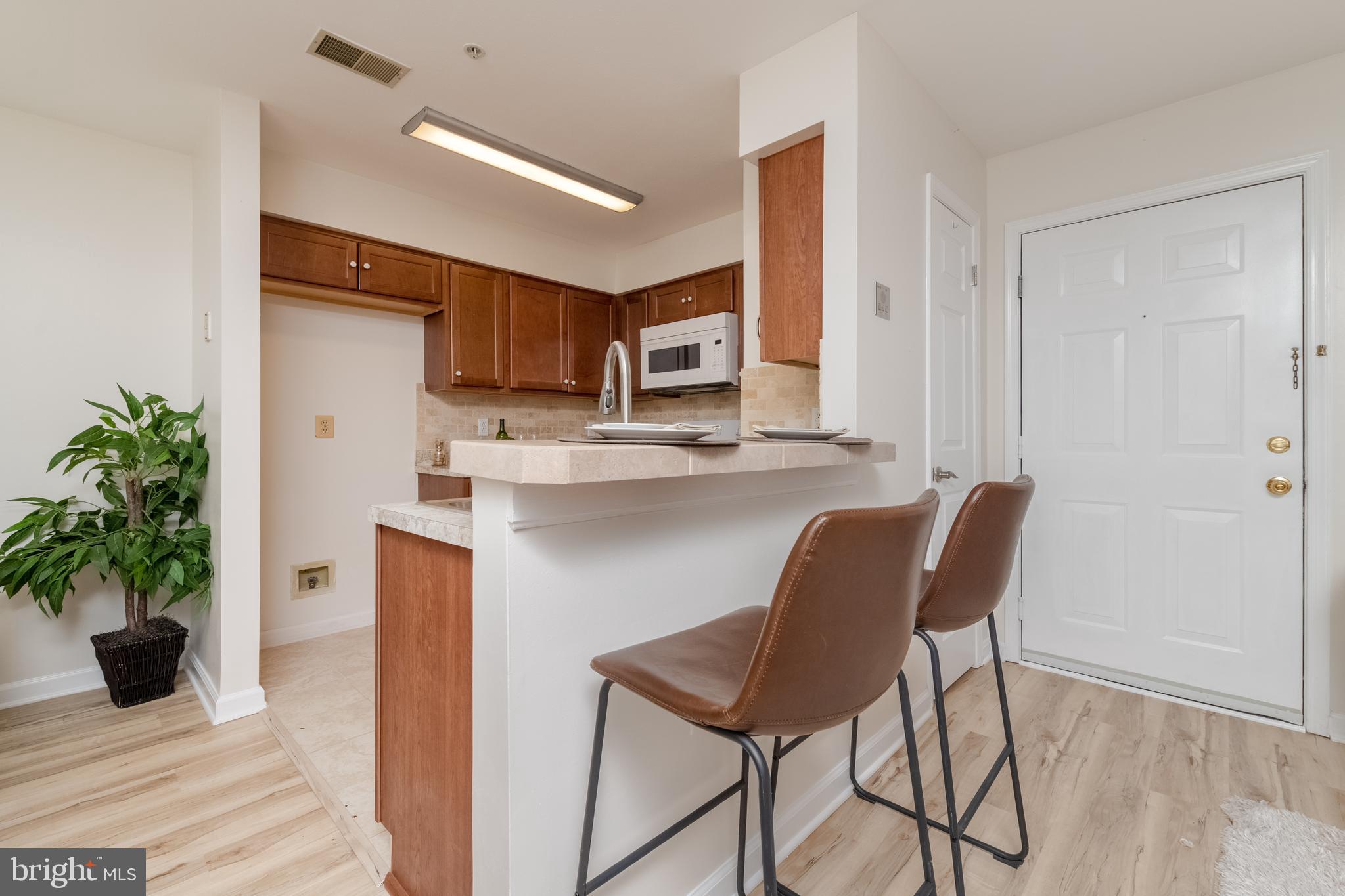 RIVERSIDE PARK - Residential