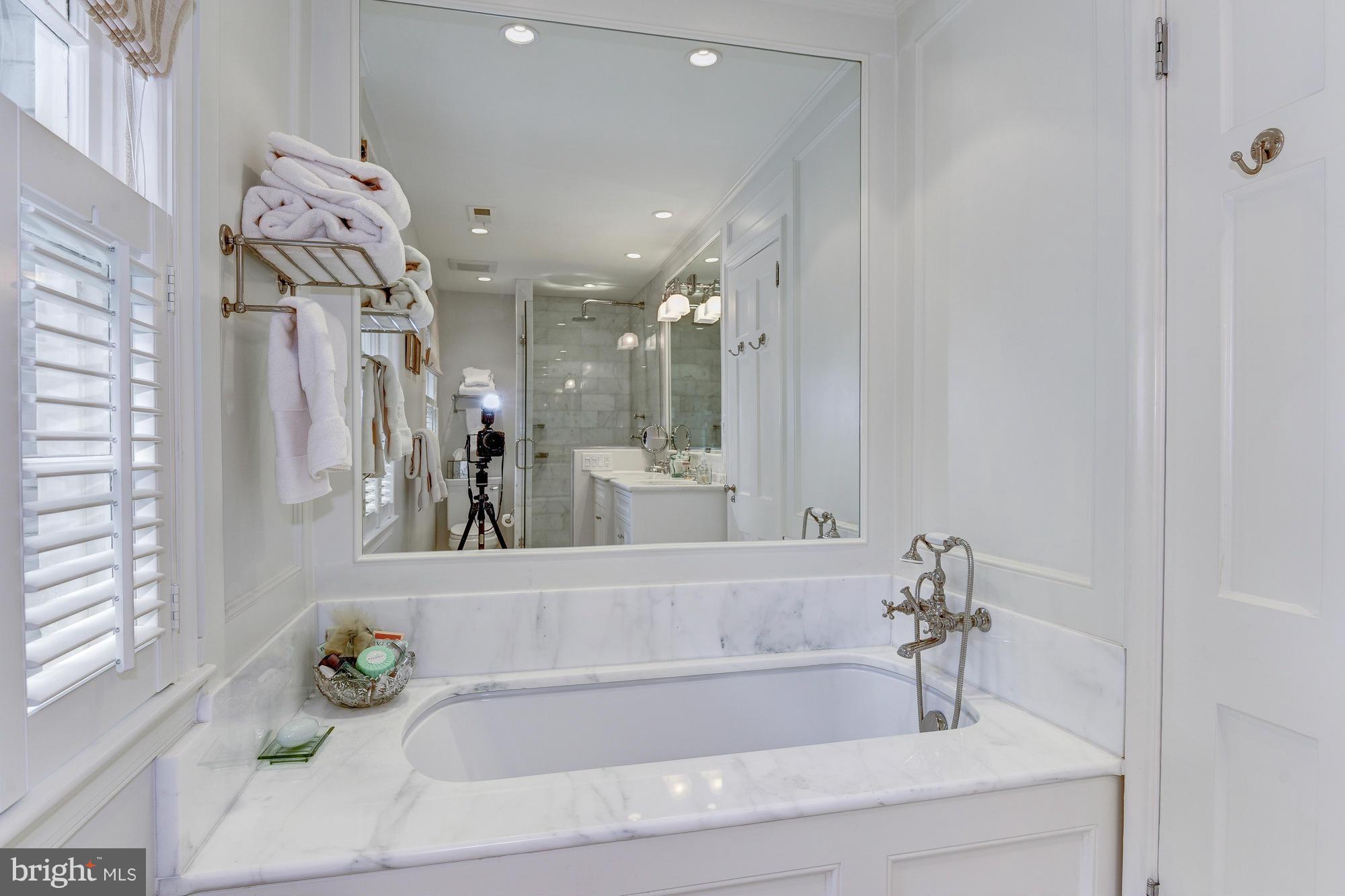 BERKLEY - Residential