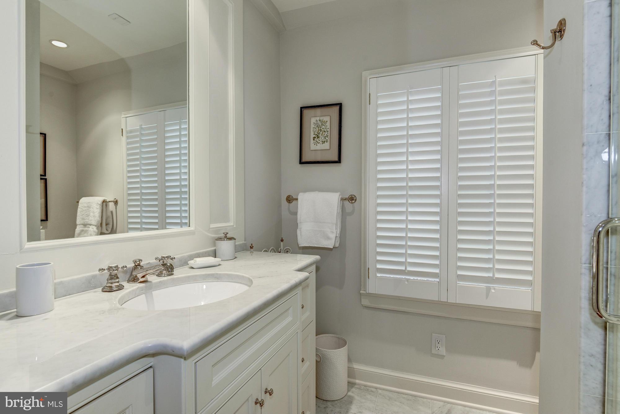 BERKLEY - Residential