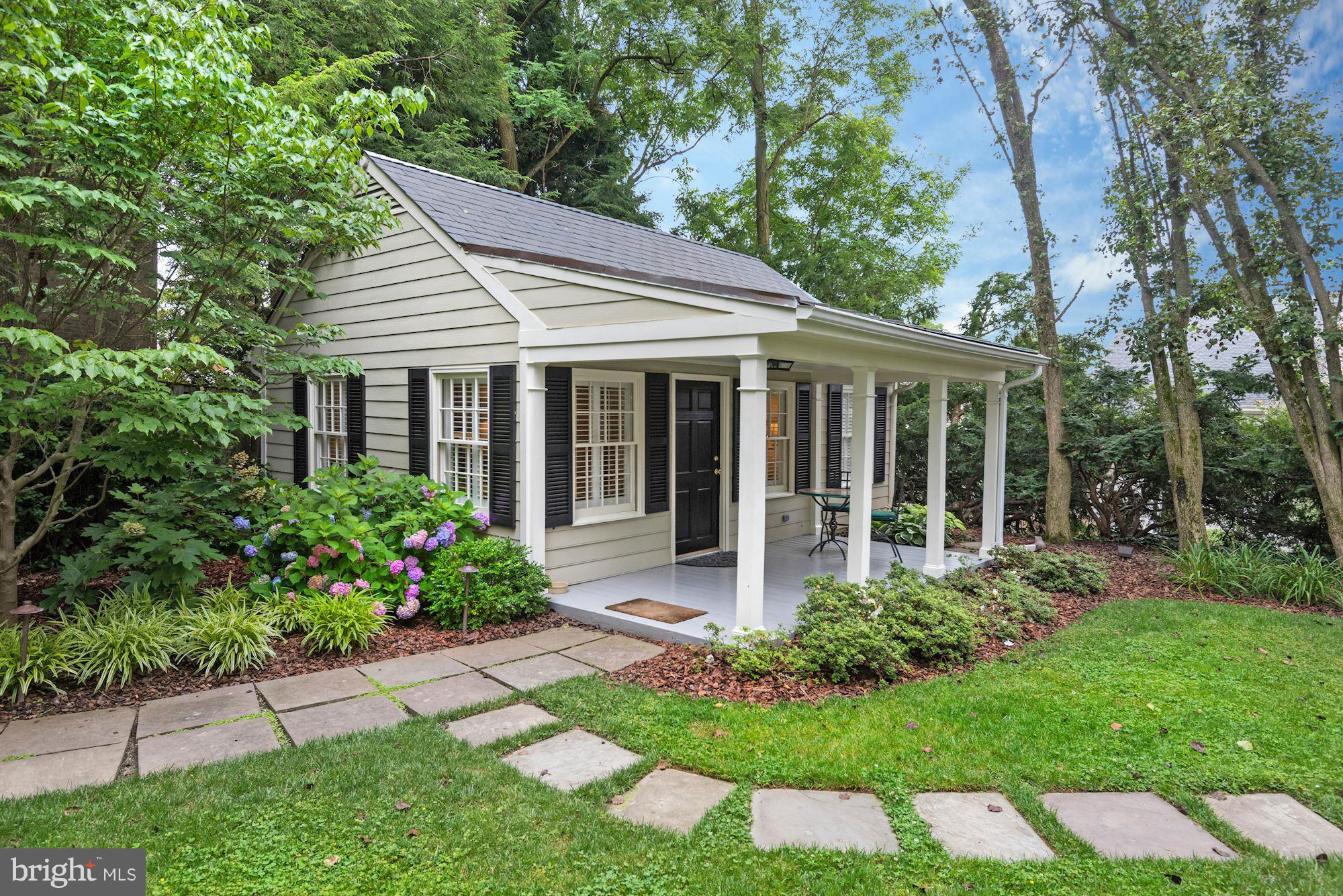BERKLEY - Residential