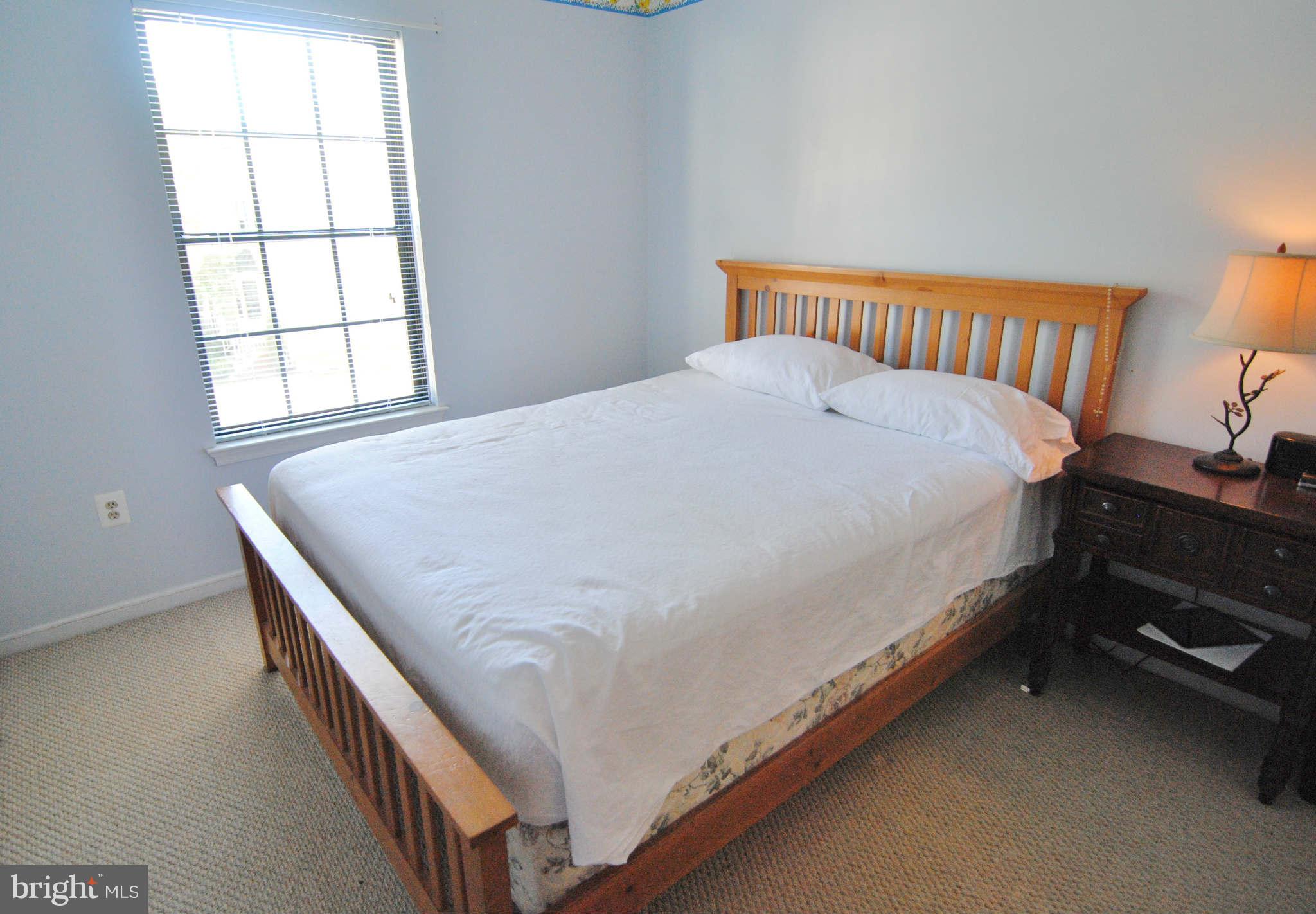 SPRINGFIELD OAKS - Residential