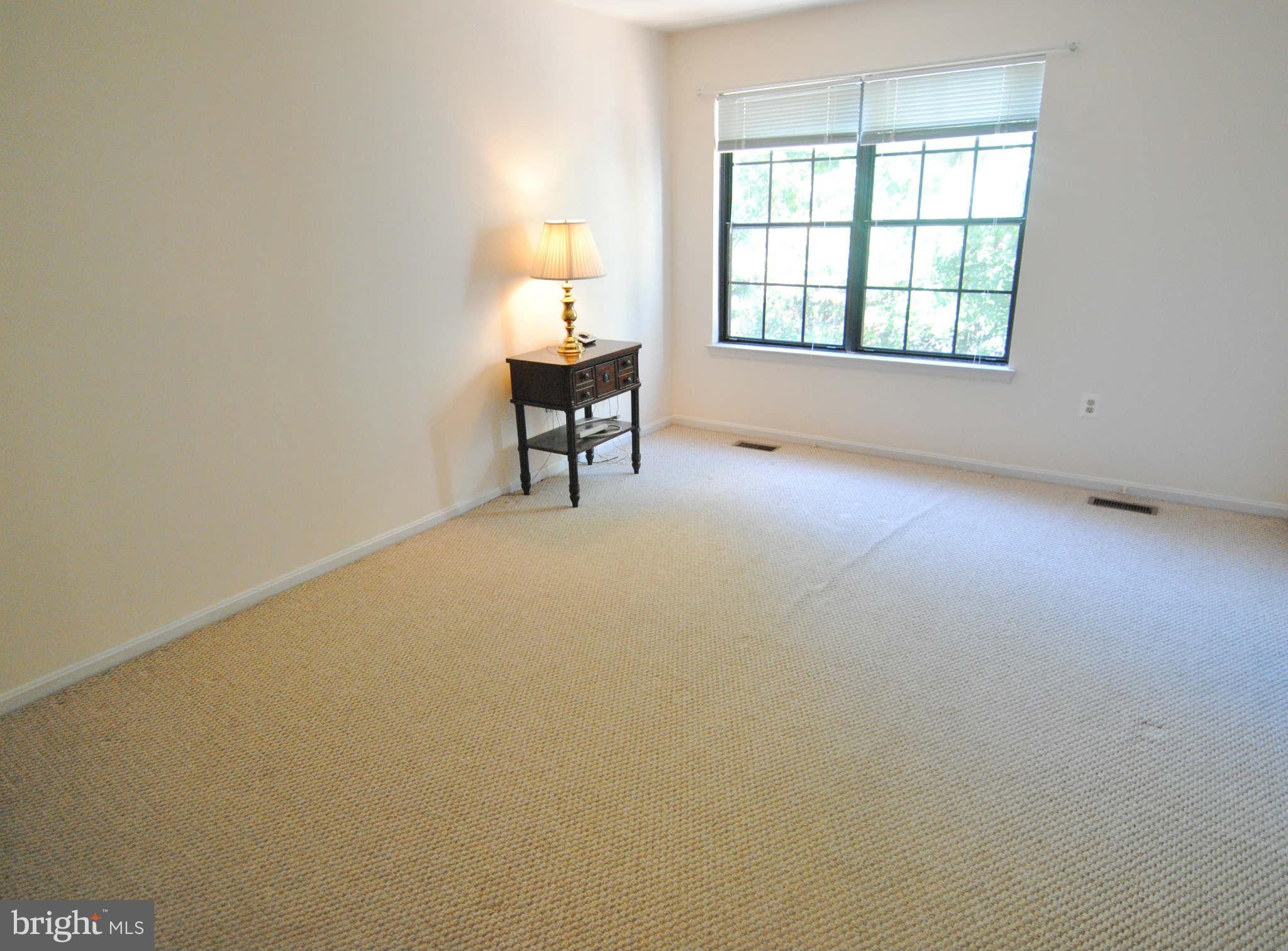 SPRINGFIELD OAKS - Residential