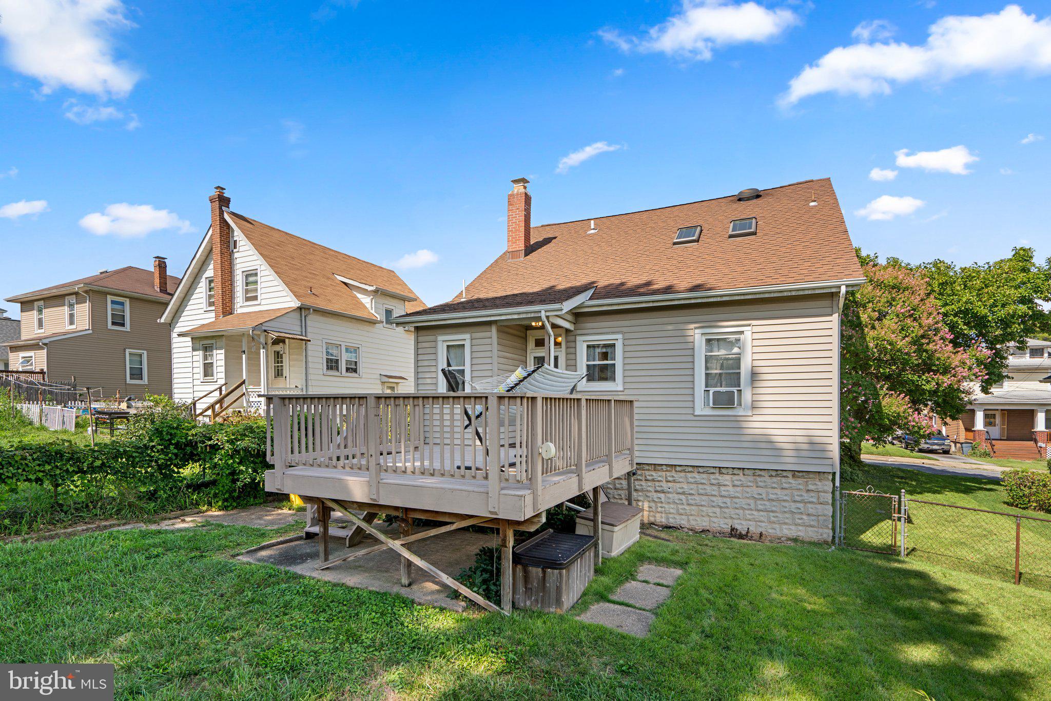 ARBUTUS - Residential