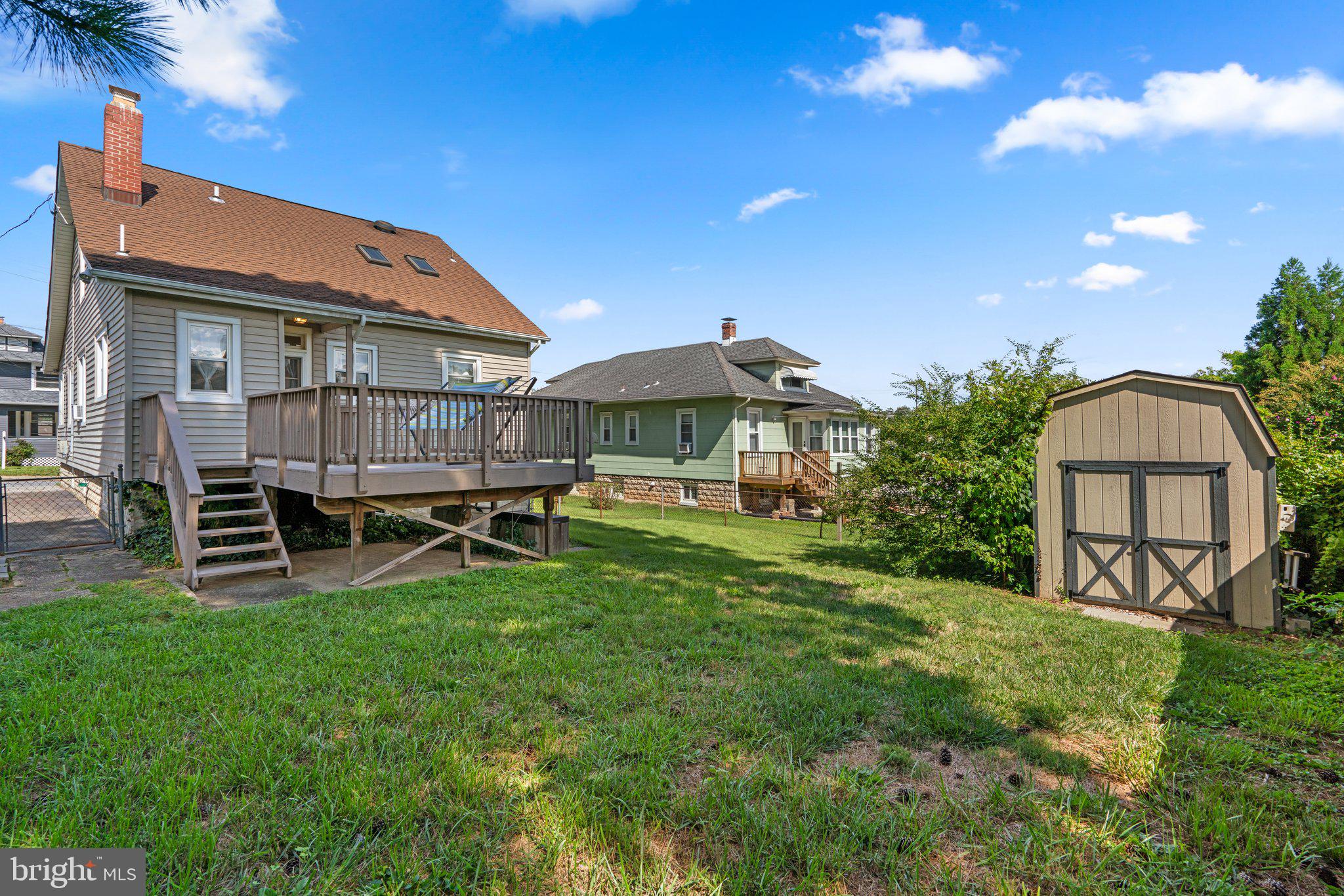 ARBUTUS - Residential