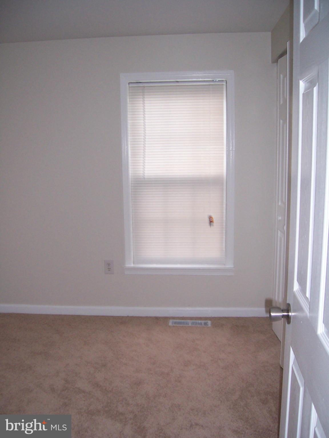 ST CHARLES SUB - WAKEFIELD - Residential Lease