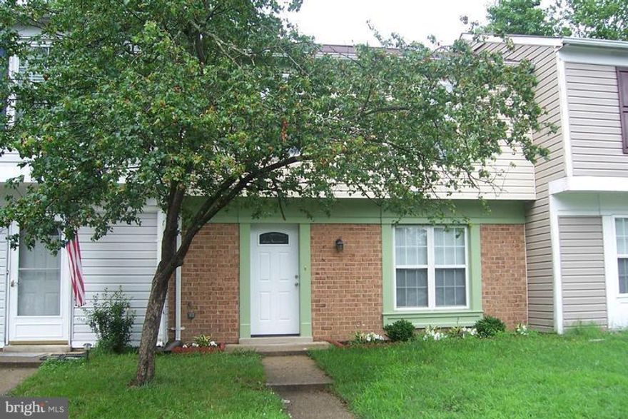 Come see this beautiful home in a great location in Waldorf.  Convenient to shopping and easy commuting.  This home is in a nice small culdesac of homes. Back yard is fenced.  Recent updates include wood and tile flooring, paint and carpet and all new kitchen and baths including the appliances, cabinets and all the  fixtures.  A very nice rental in a nice location at a very nice price.