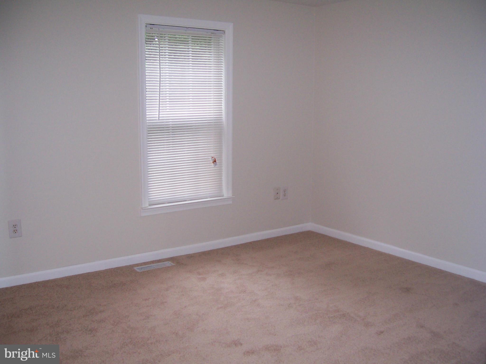 ST CHARLES SUB - WAKEFIELD - Residential Lease