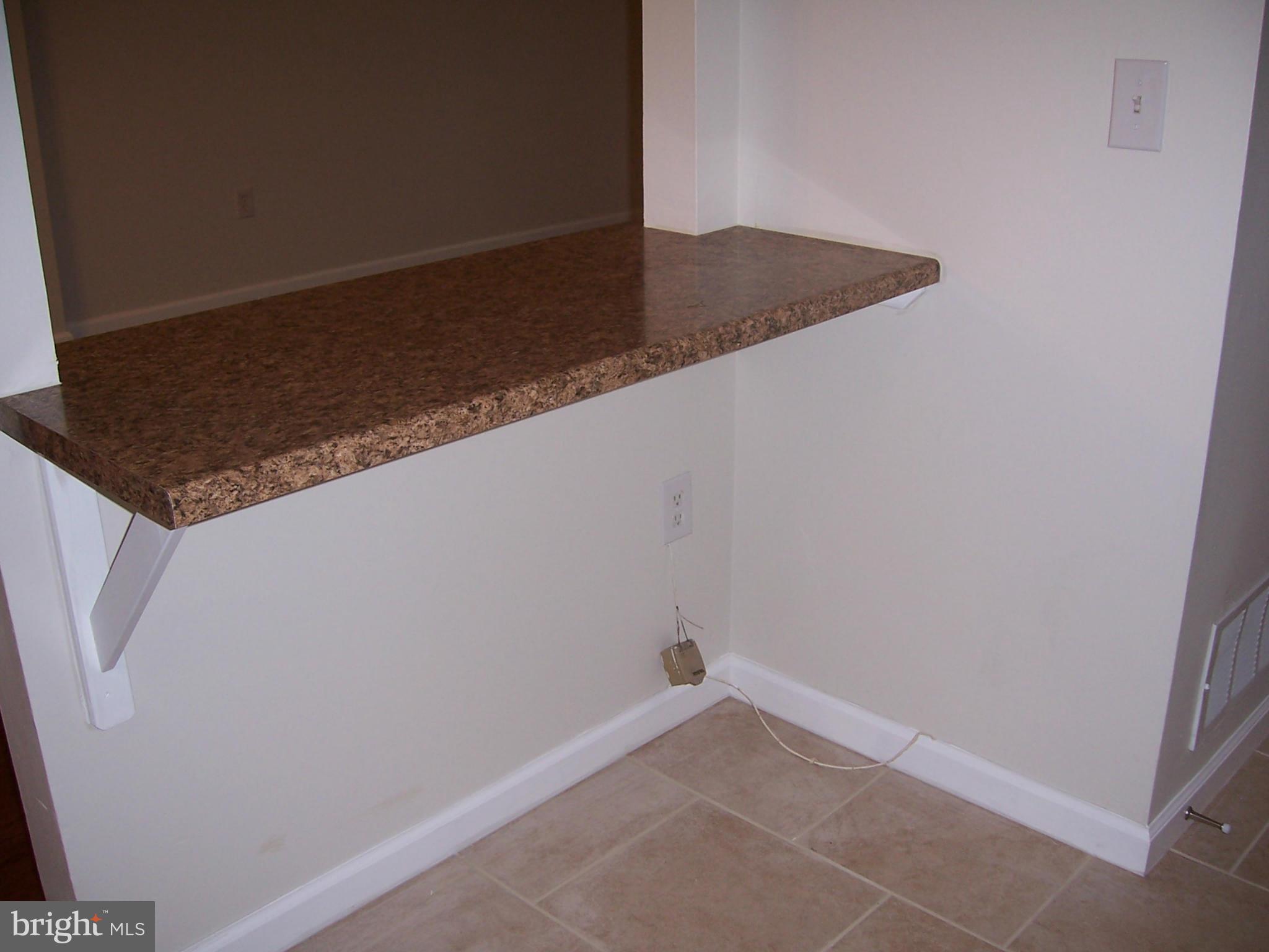 ST CHARLES SUB - WAKEFIELD - Residential Lease