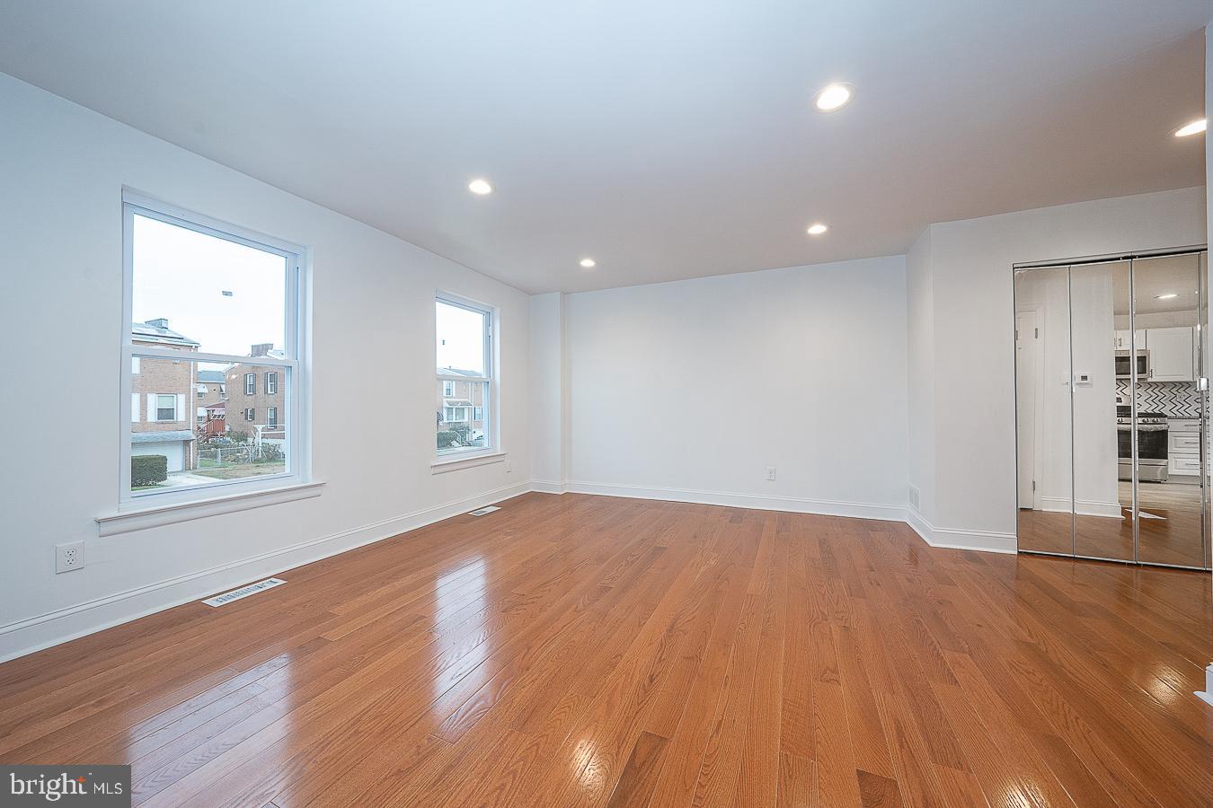 EASTWICK - Residential