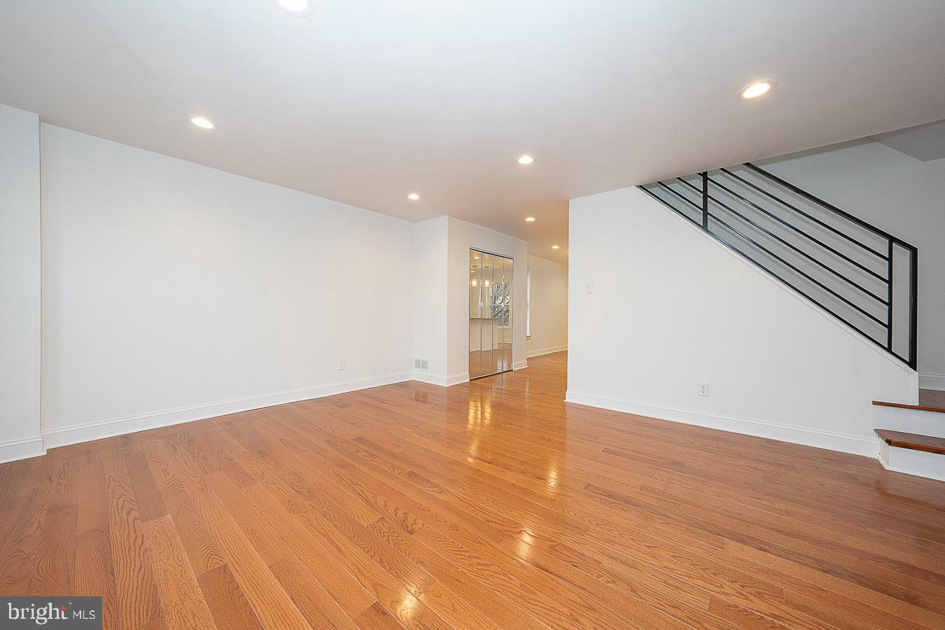 EASTWICK - Residential