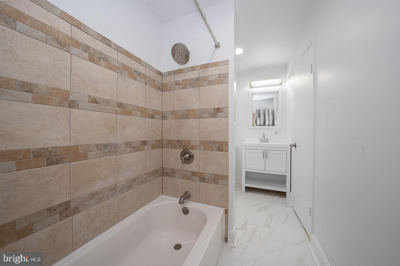 EASTWICK - Residential