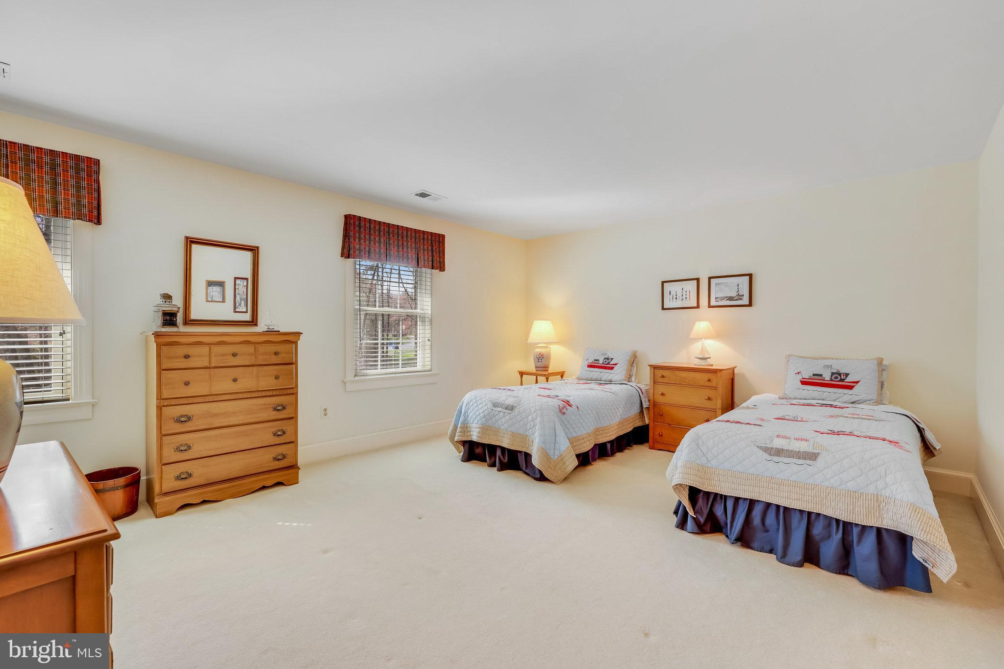 RICHLAND MEADOWS - Residential