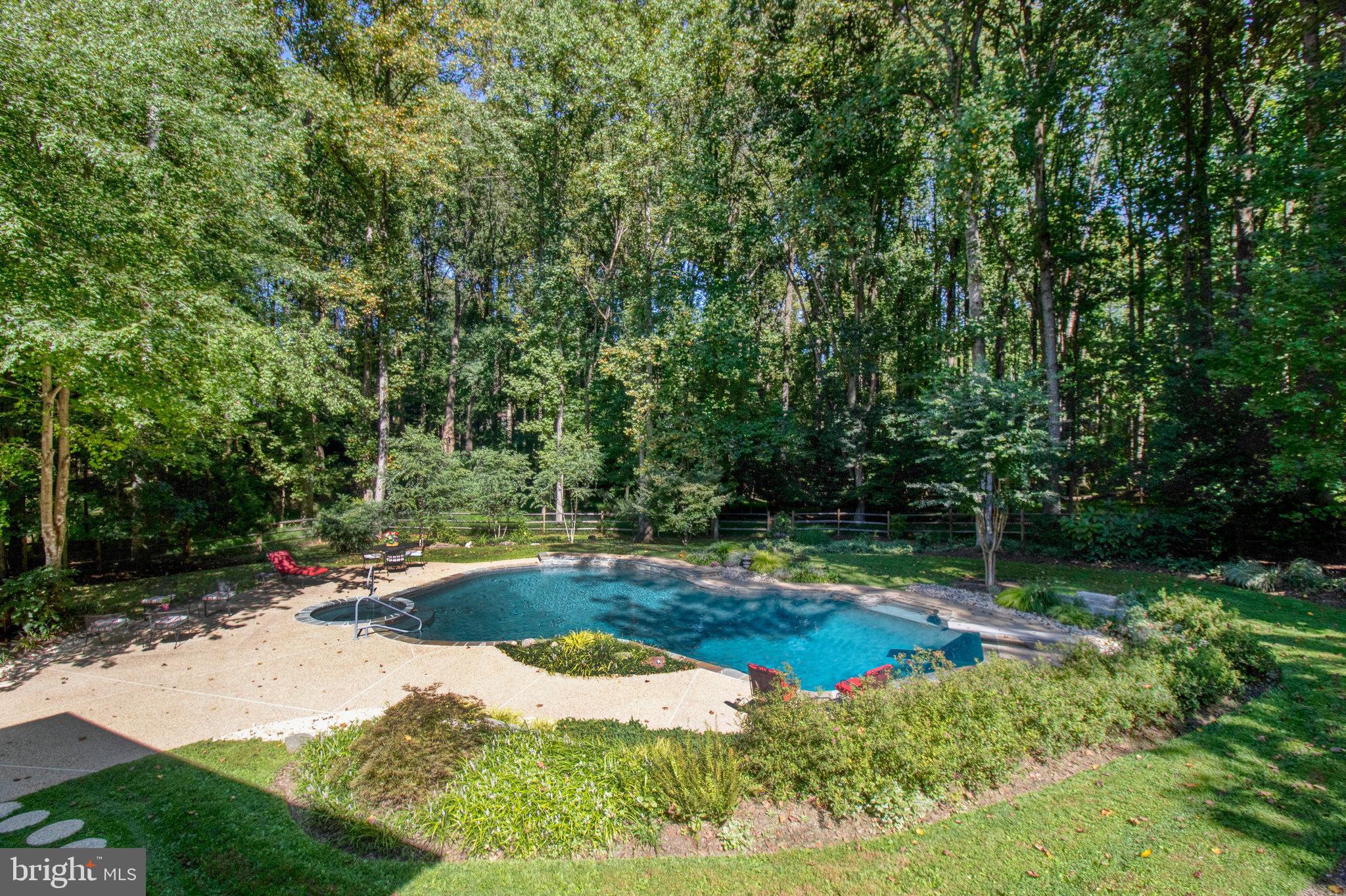 RICHLAND MEADOWS - Residential