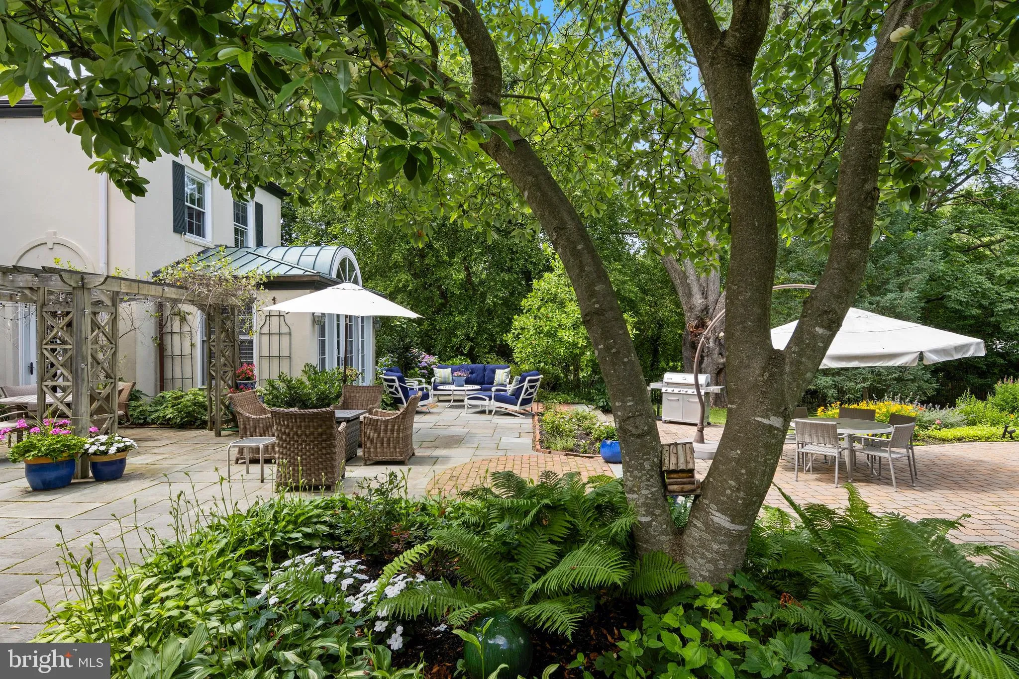 Villanova, Pennsylvania 19085, United States, 6 Bedrooms Bedrooms, ,6 BathroomsBathrooms,Residential,Active,187608