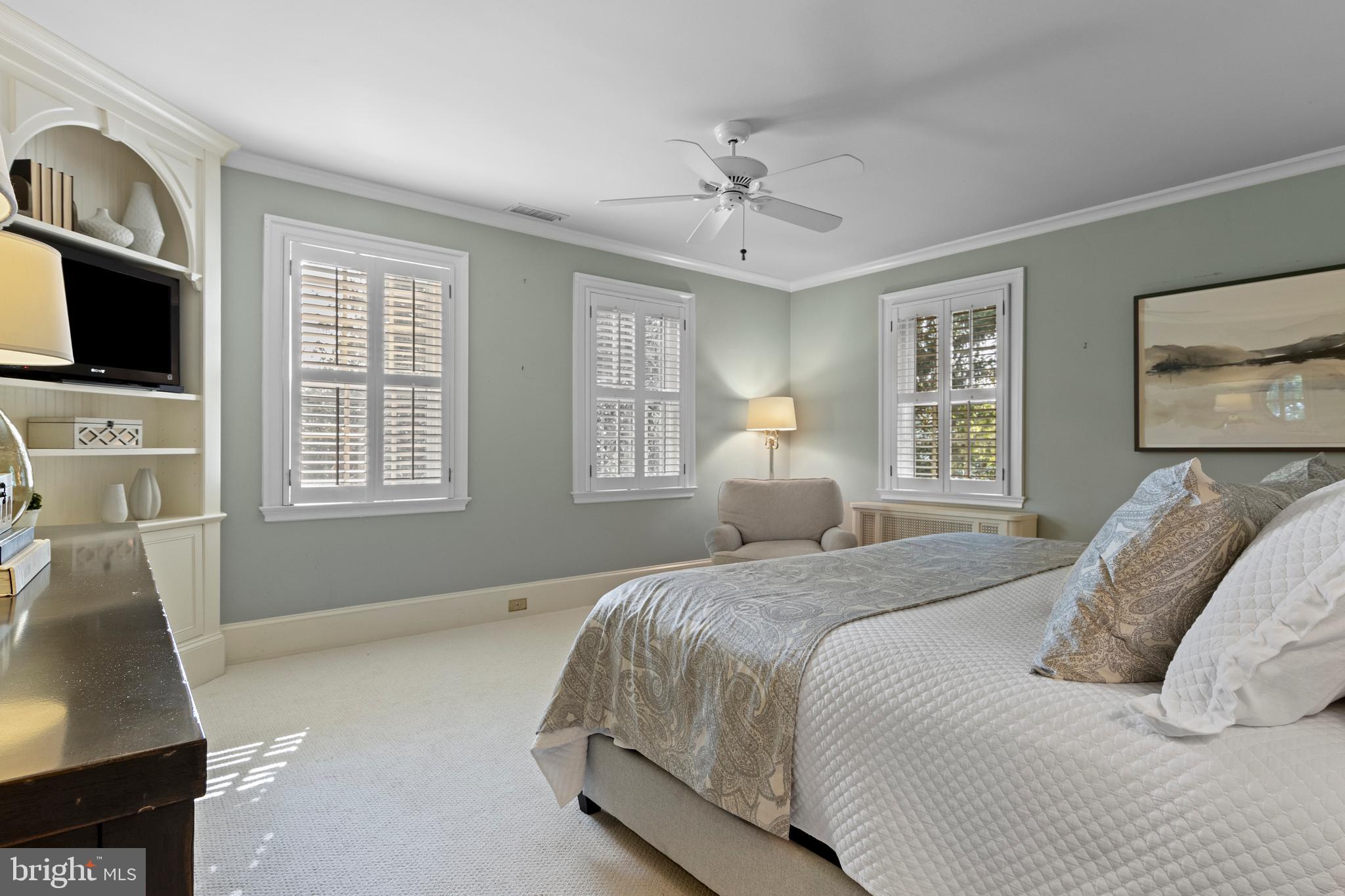 ASHWOOD MANOR - Residential