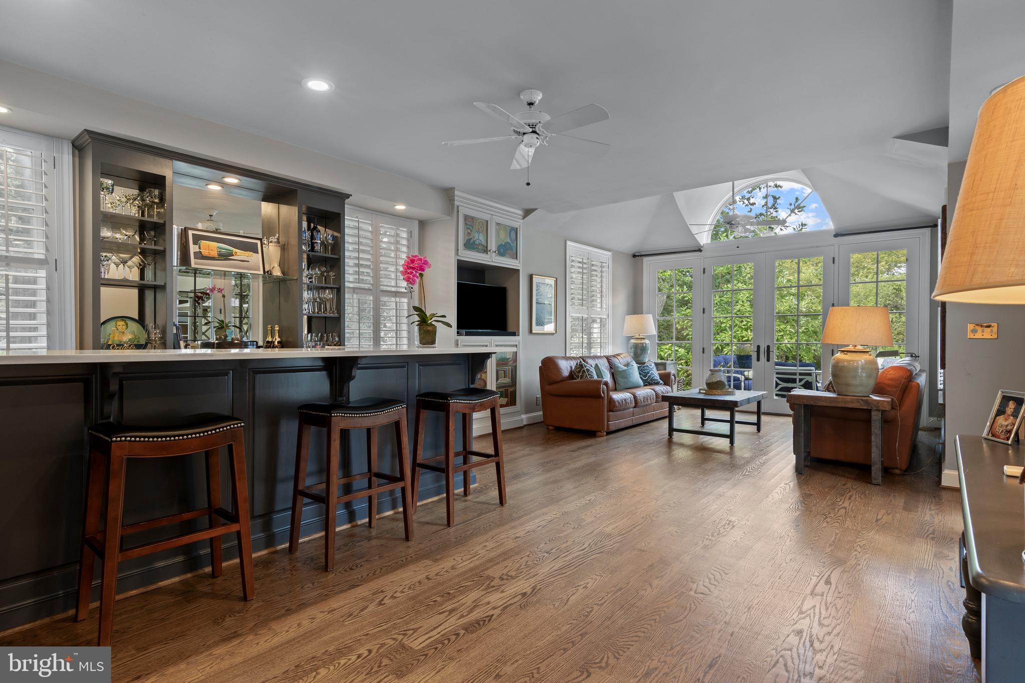 ASHWOOD MANOR - Residential