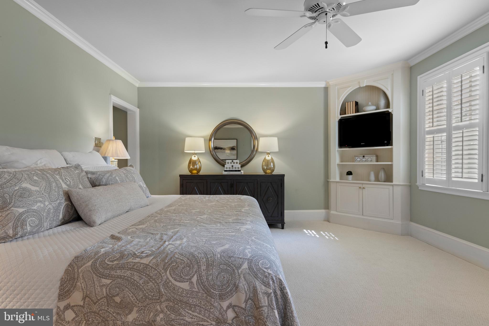 ASHWOOD MANOR - Residential