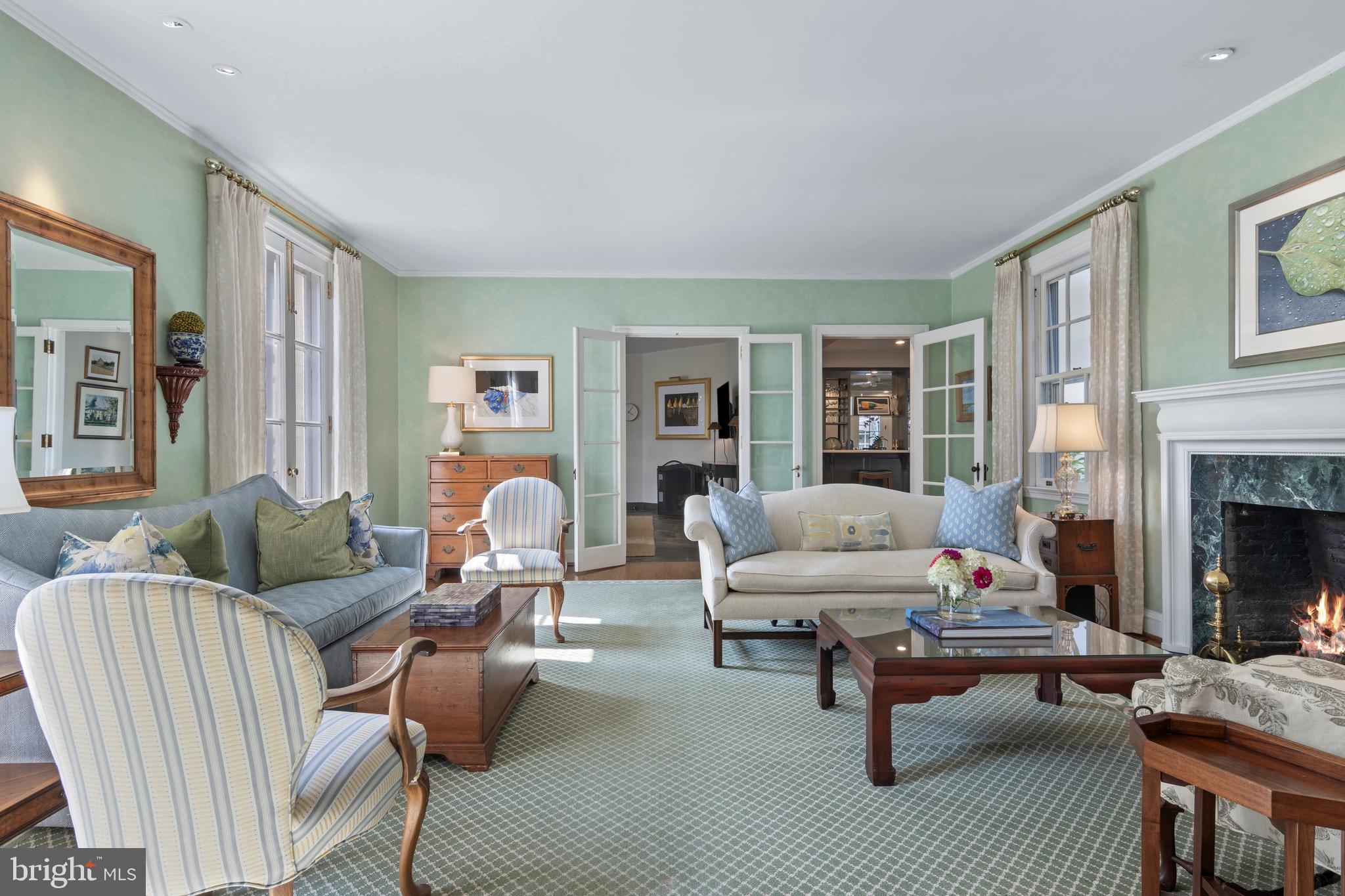 ASHWOOD MANOR - Residential