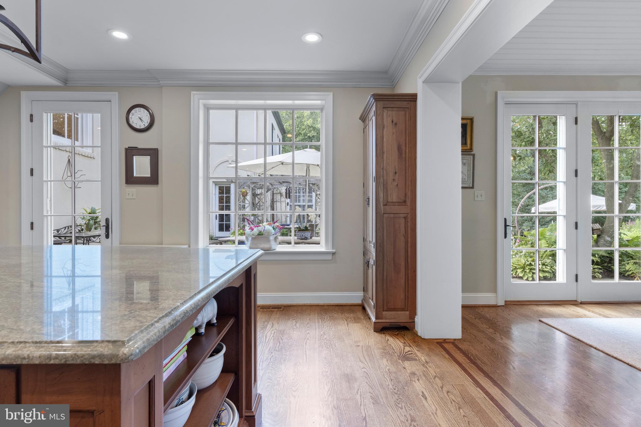 ASHWOOD MANOR - Residential