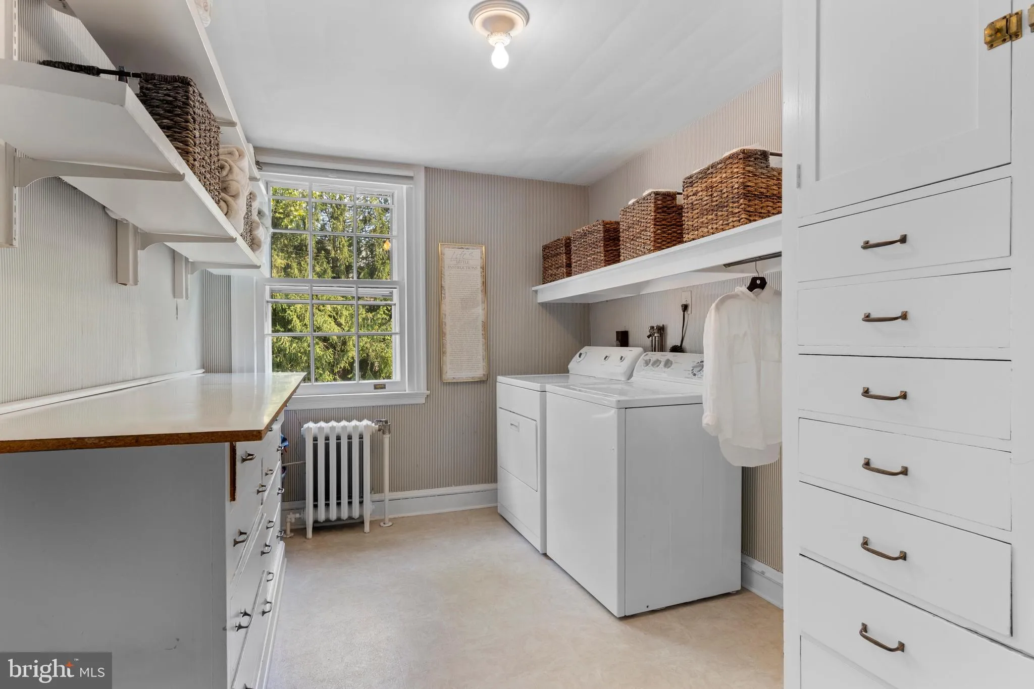 Villanova, Pennsylvania 19085, United States, 6 Bedrooms Bedrooms, ,6 BathroomsBathrooms,Residential,Active,187608