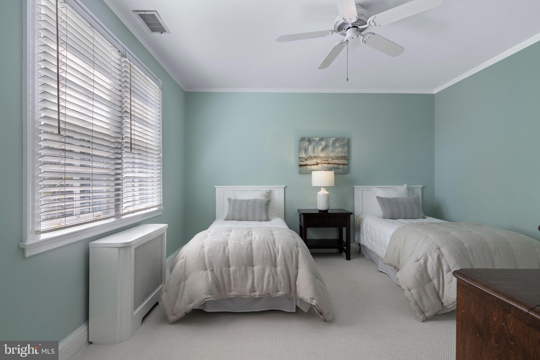 ASHWOOD MANOR - Residential