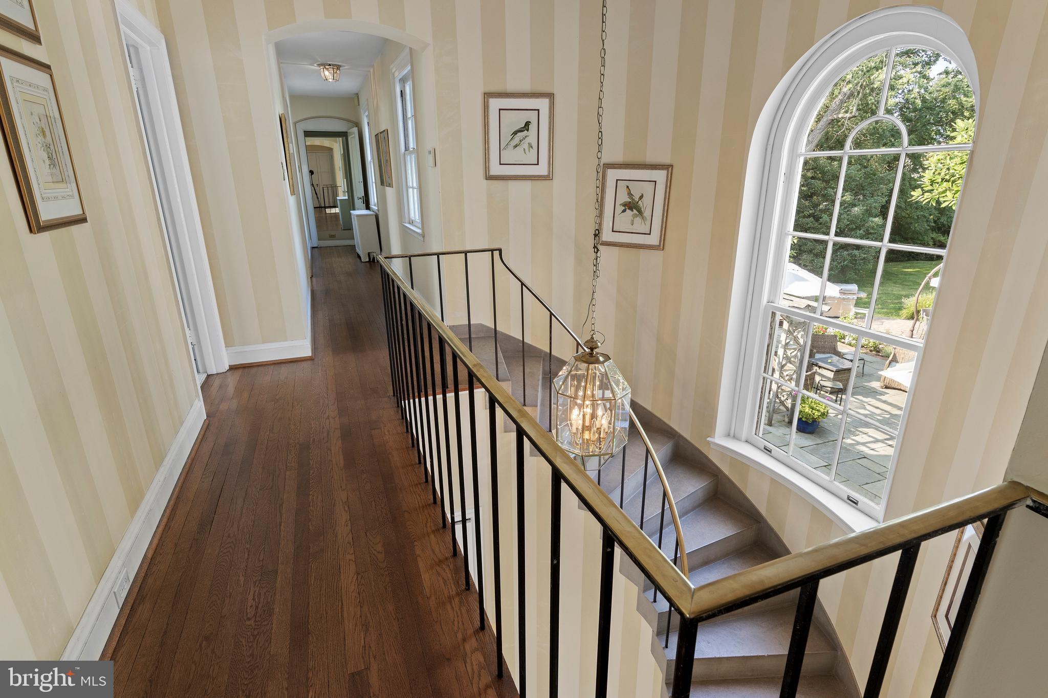 ASHWOOD MANOR - Residential