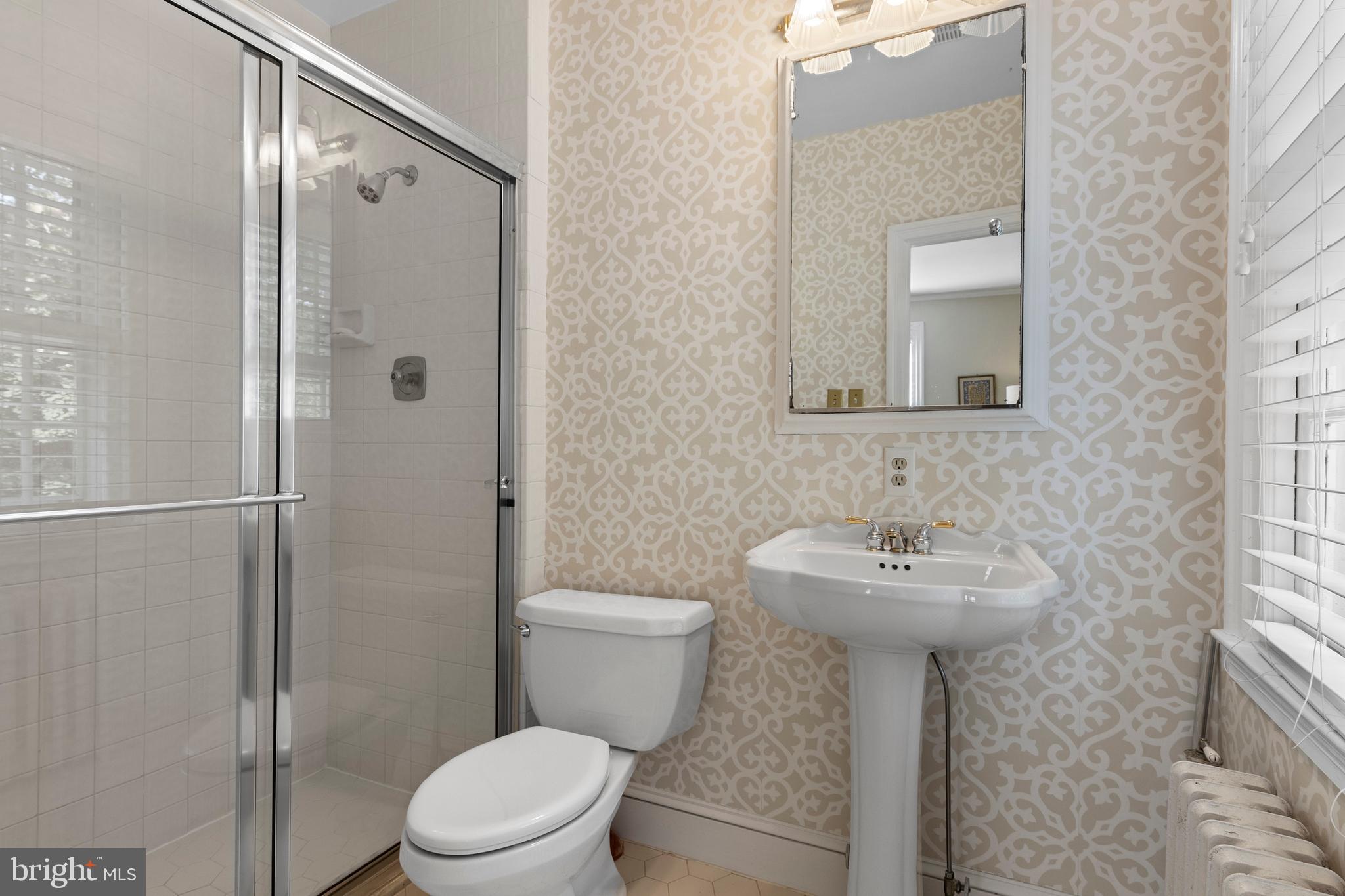 ASHWOOD MANOR - Residential